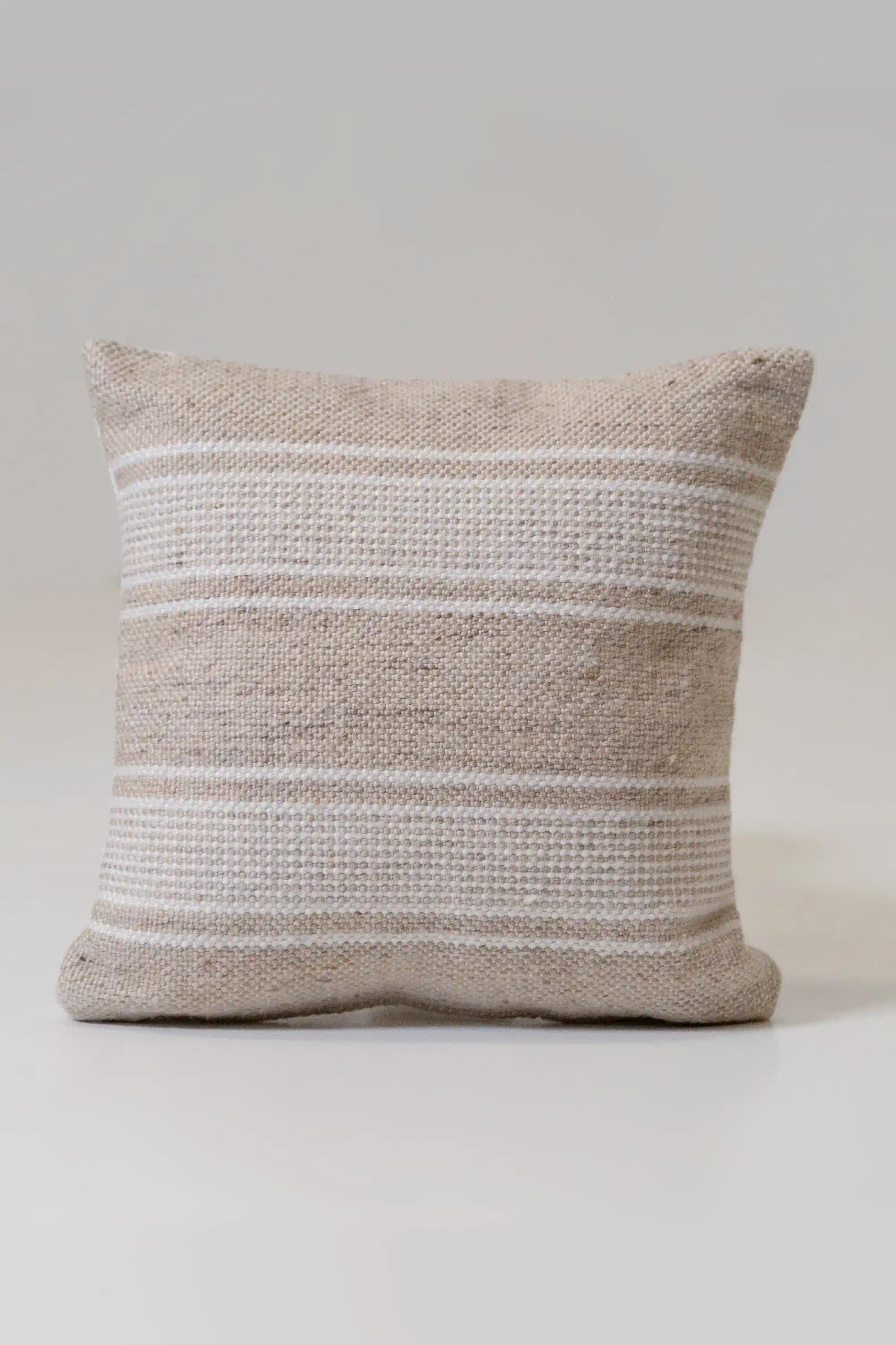 Beige - de Poliéster