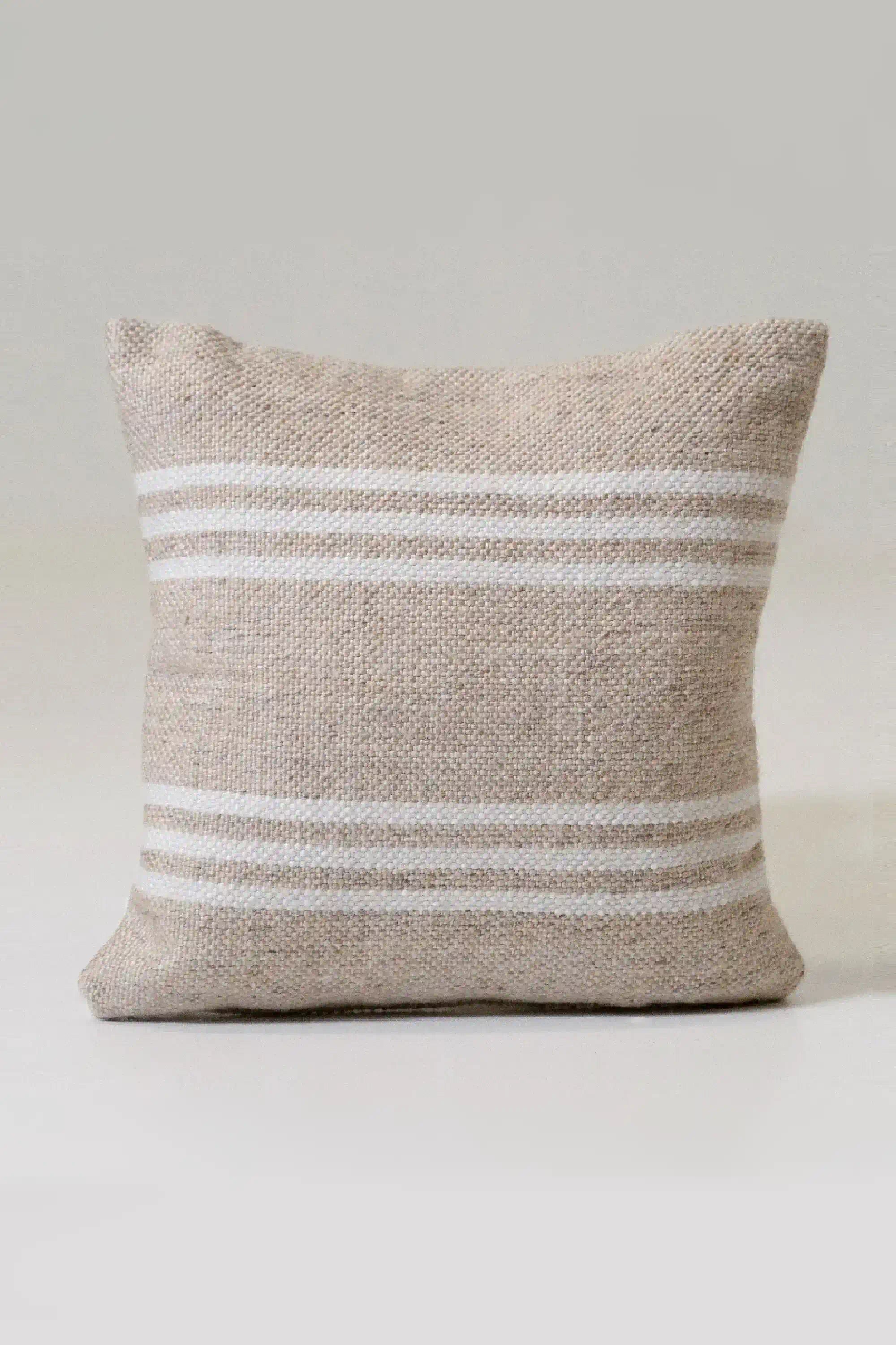 Beige Lines - de Poliéster