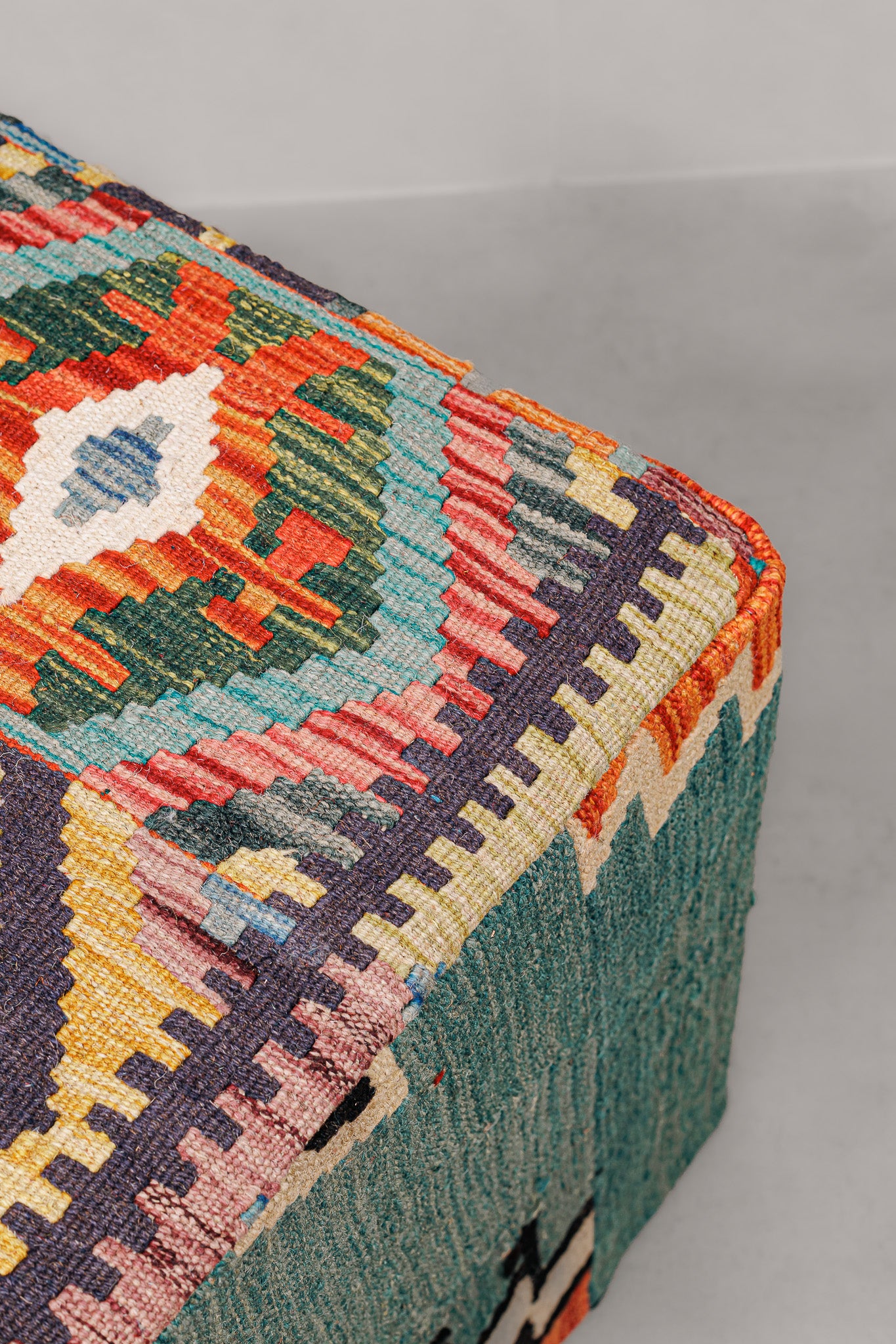 Pouf Square Kilim Mai Mai size 40x50cm