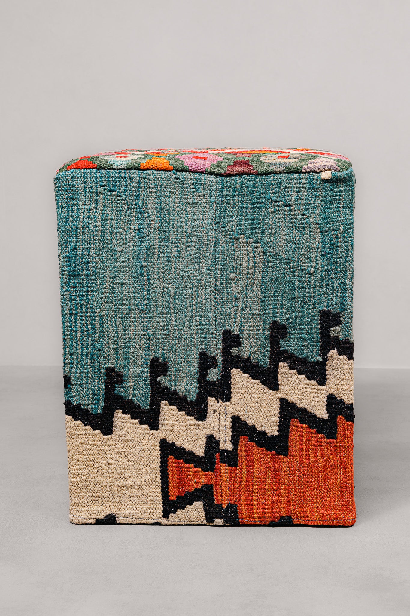 Pouf Square Kilim Mai Mai size 40x50cm