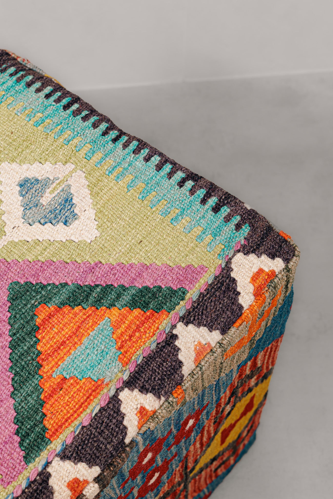 Pouf Square Kilim Mai Mai size 40x50cm