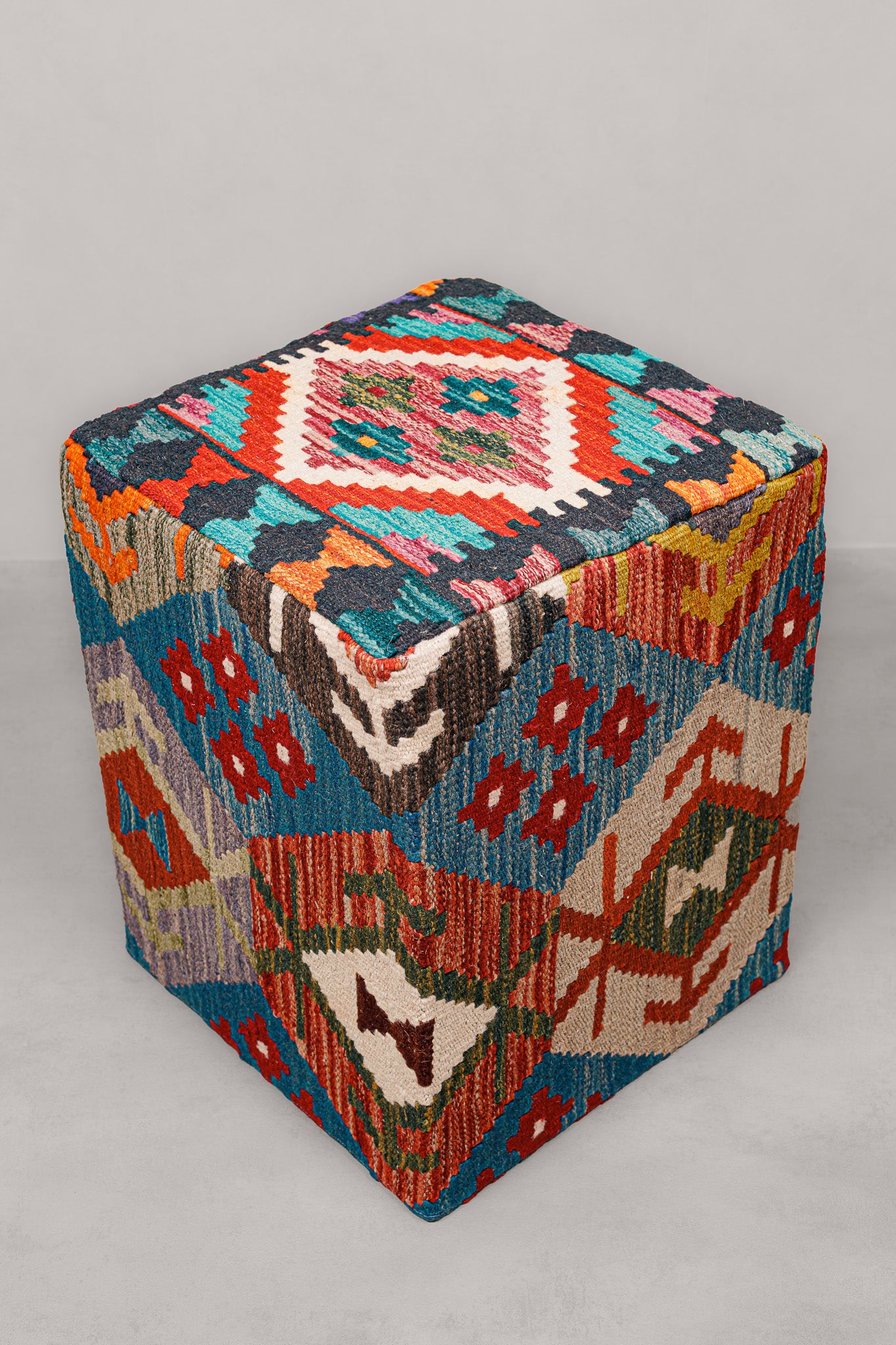 Pouf Square Kilim Mai Mai size 40x50cm