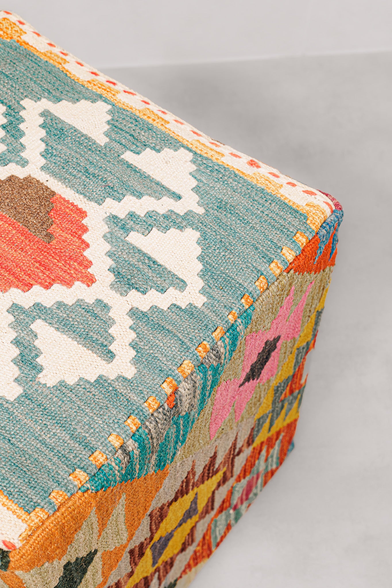 Pouf Square Kilim Mai Mai size 40x50cm