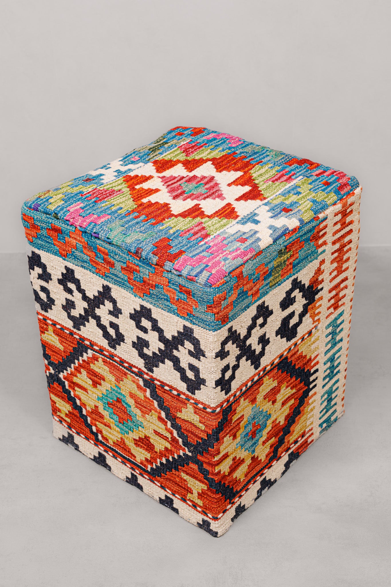 Pouf Square Kilim Mai Mai size 40x50cm