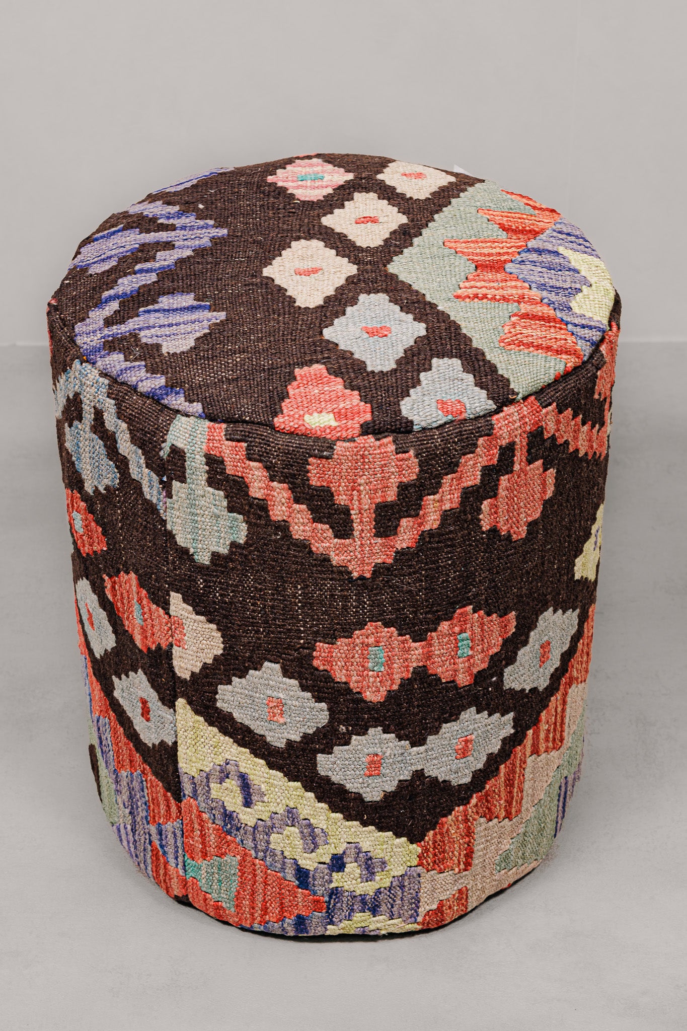 Pouf Round Kilim Mai Mai - size 37x42cm