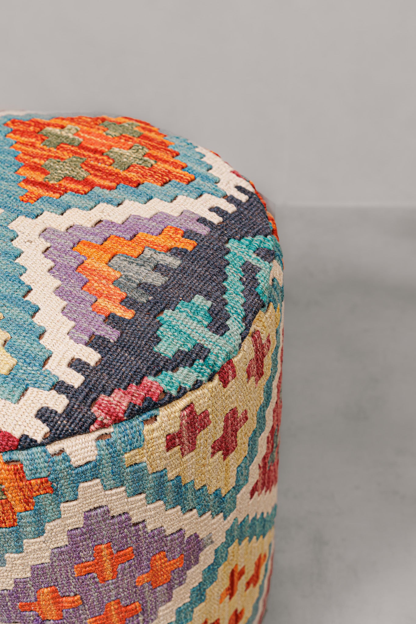 Pouf Round Kilim Mai Mai - size 37x42cm