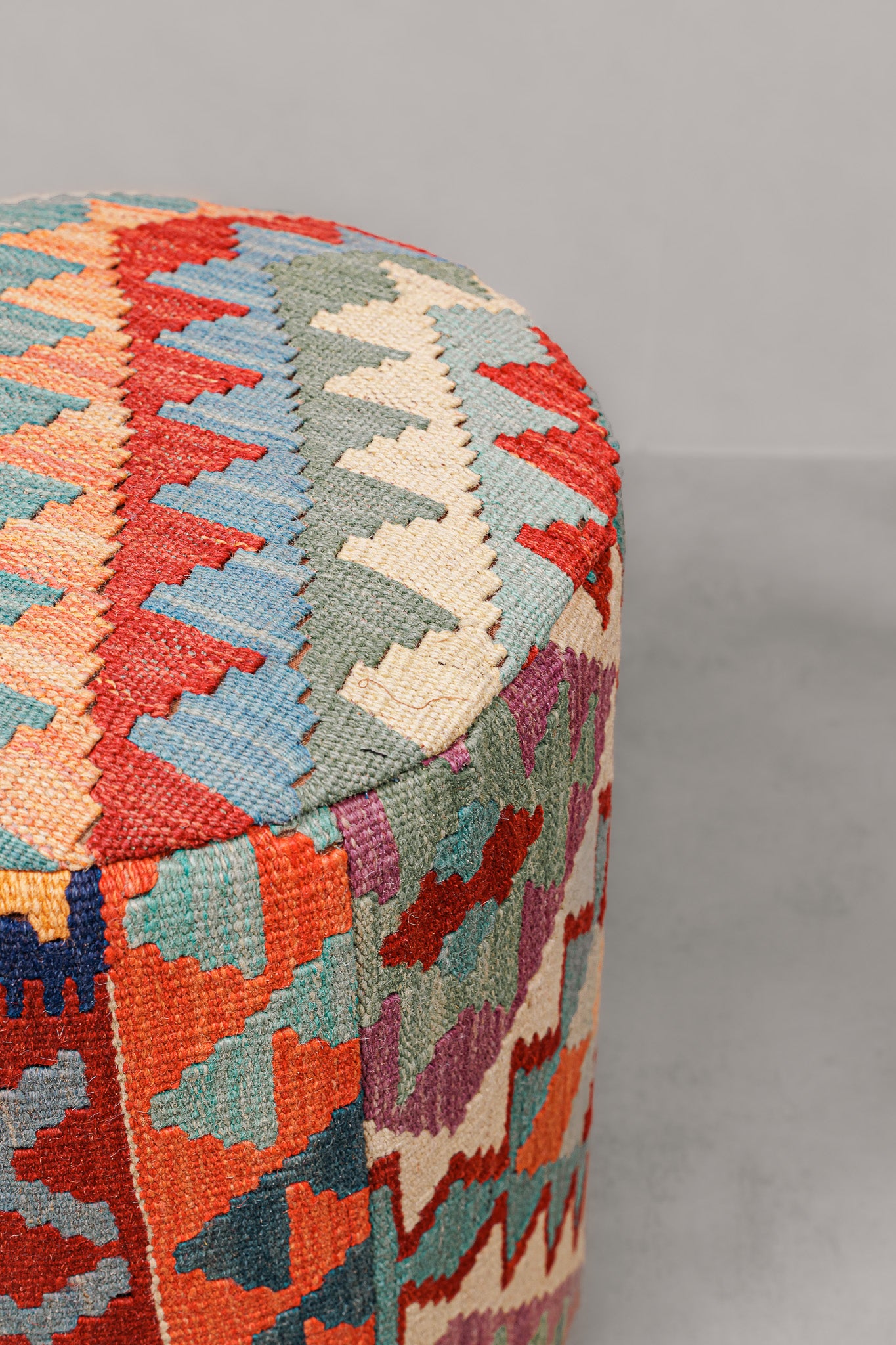 Pouf Round Kilim Mai Mai - size 37x42cm