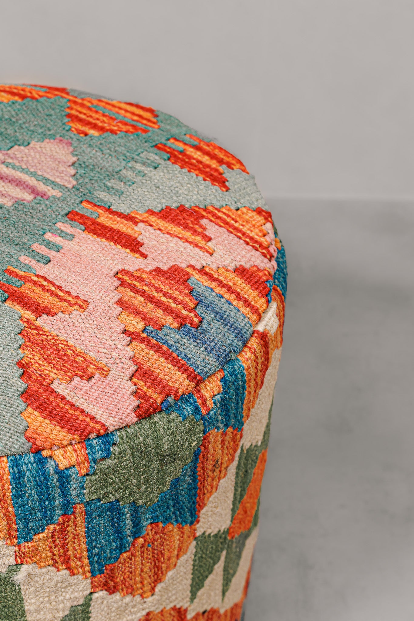 Pouf Round Kilim Mai Mai - size 37x42cm