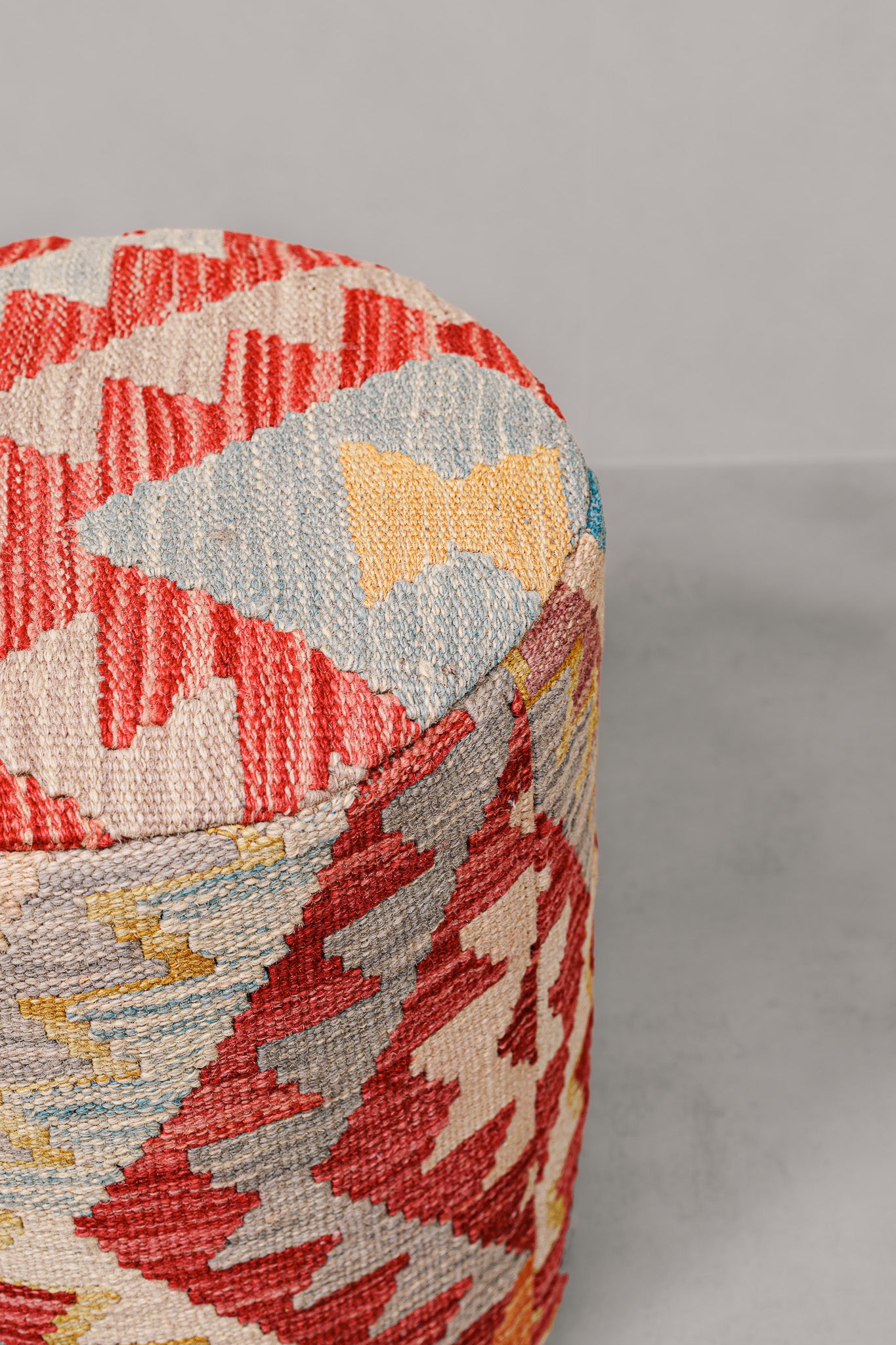 Pouf Round Kilim Mai Mai - size 37x42cm