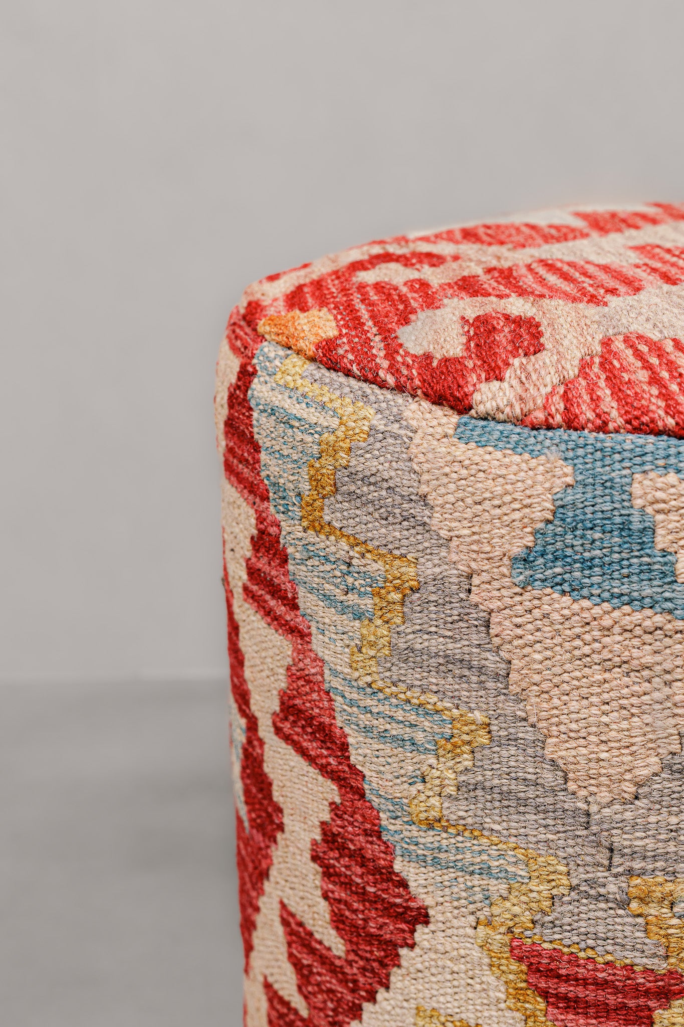 Pouf Round Kilim Mai Mai - size 37x42cm