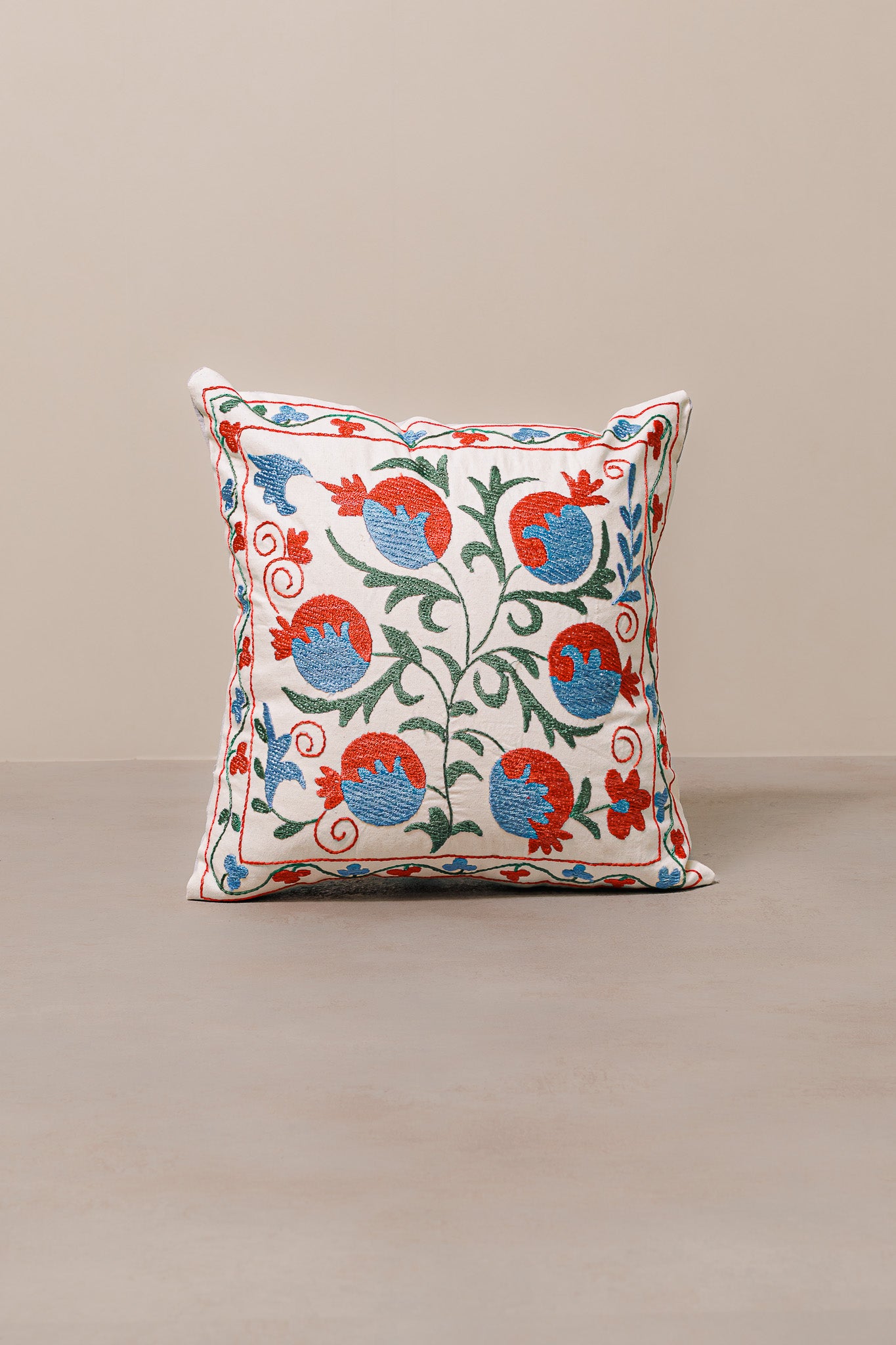 Kilim Suzani Cushion - 100% Wool - 50x50cm