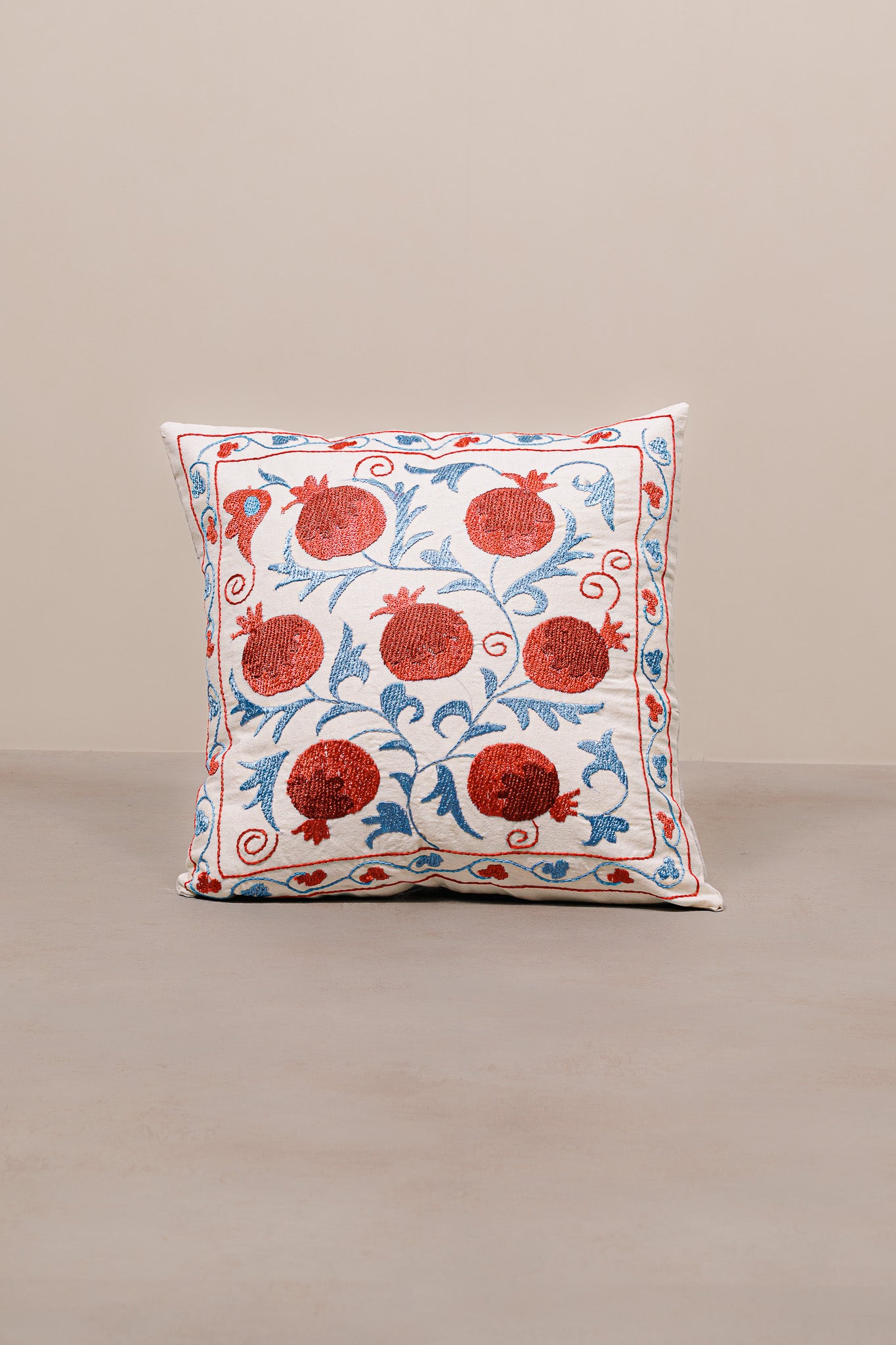 Kilim Suzani Cushion - 100% Wool - 50x50cm