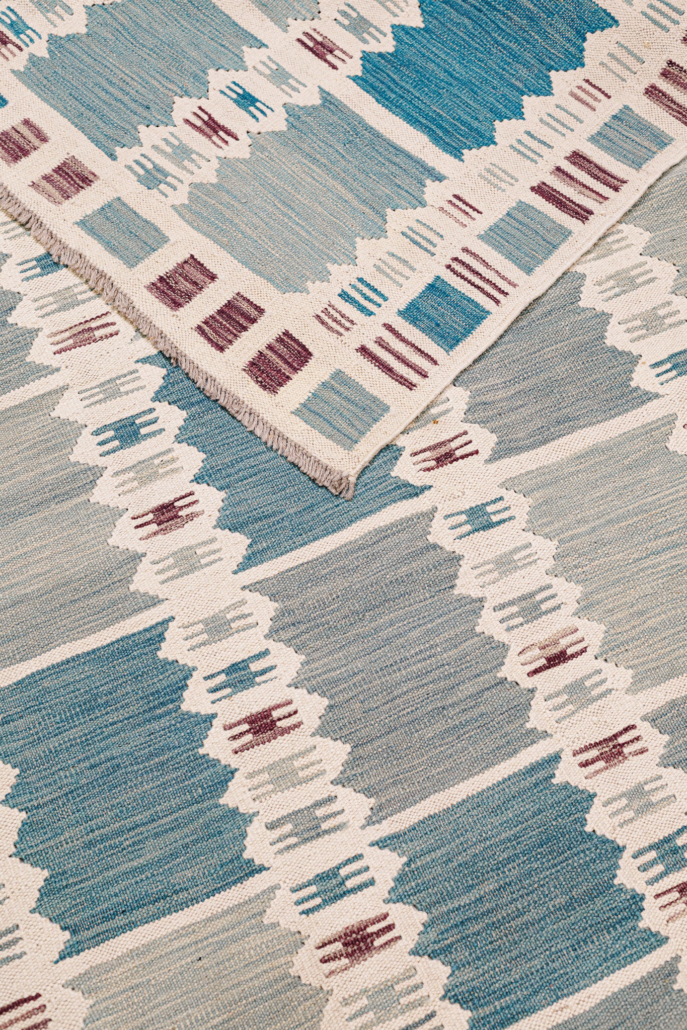 Teppich Kelim Tribal - 100 % Wolle - 125x182cm