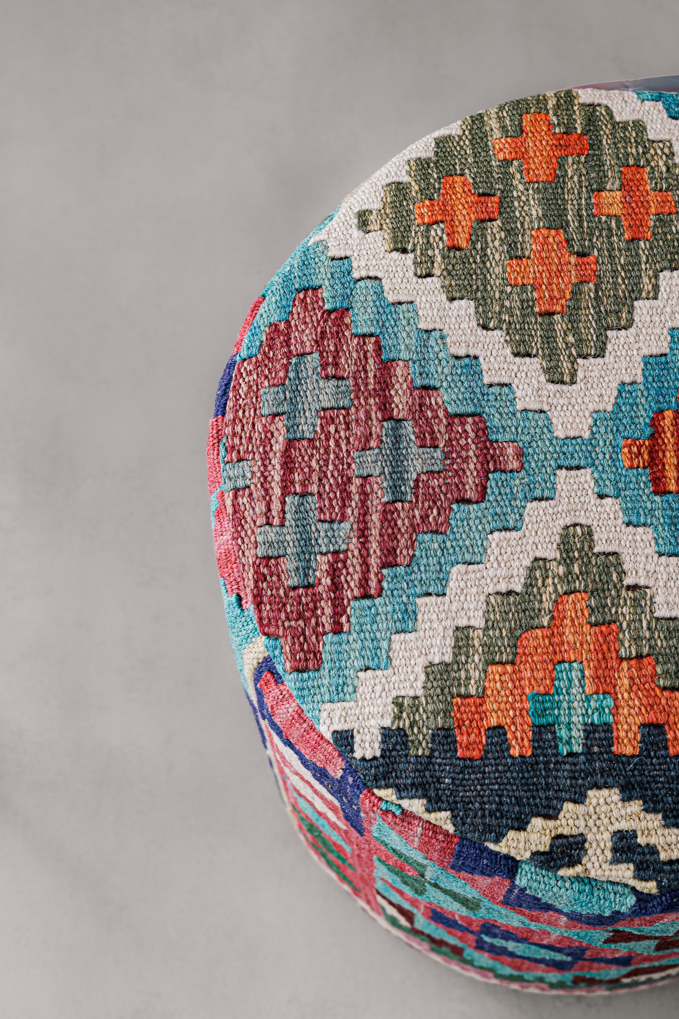 Pouf Round Kilim Mai Mai - masse 37x42cm