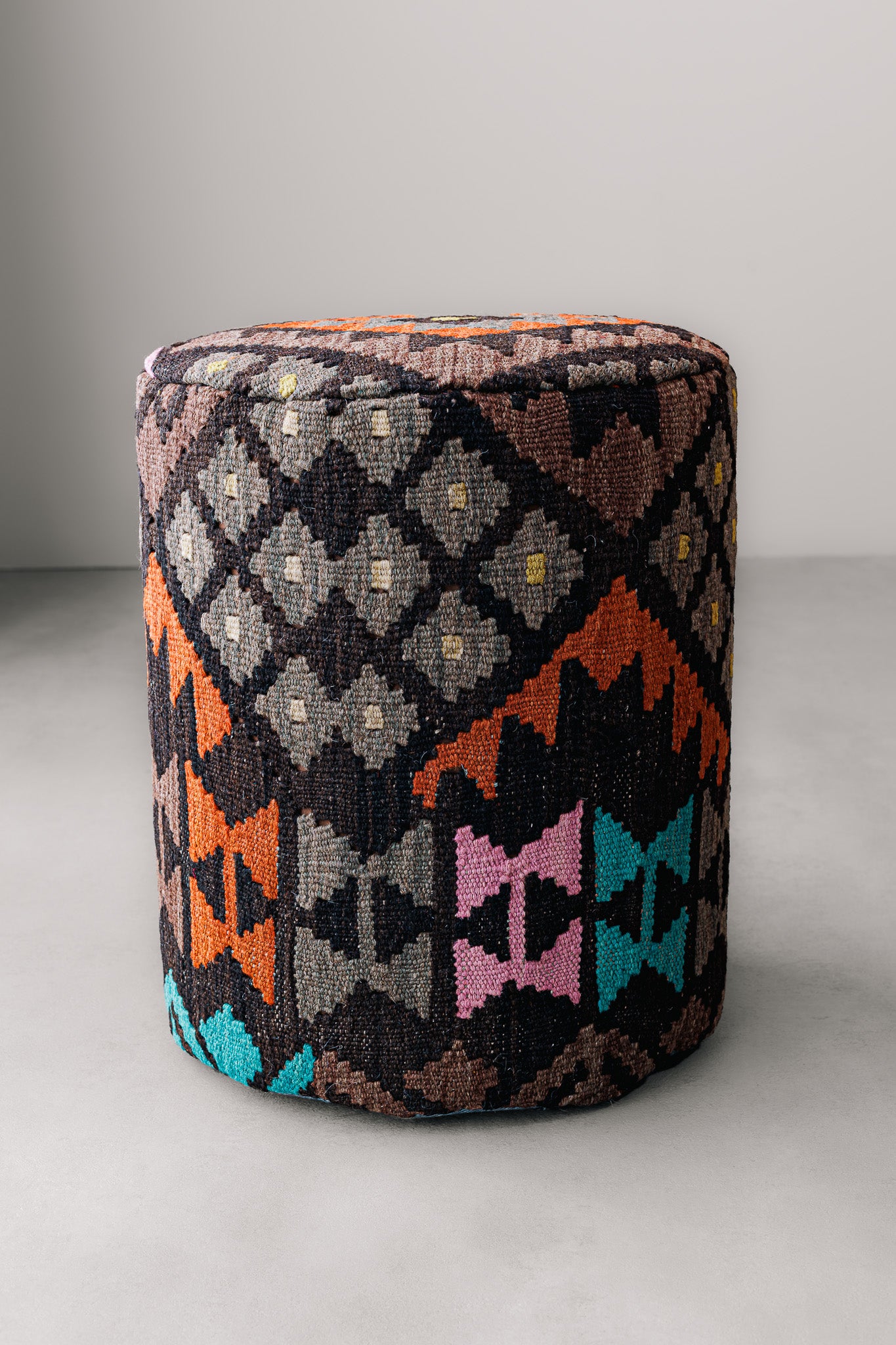Pouf Round Kilim Mai Mai - masse 37x42cm