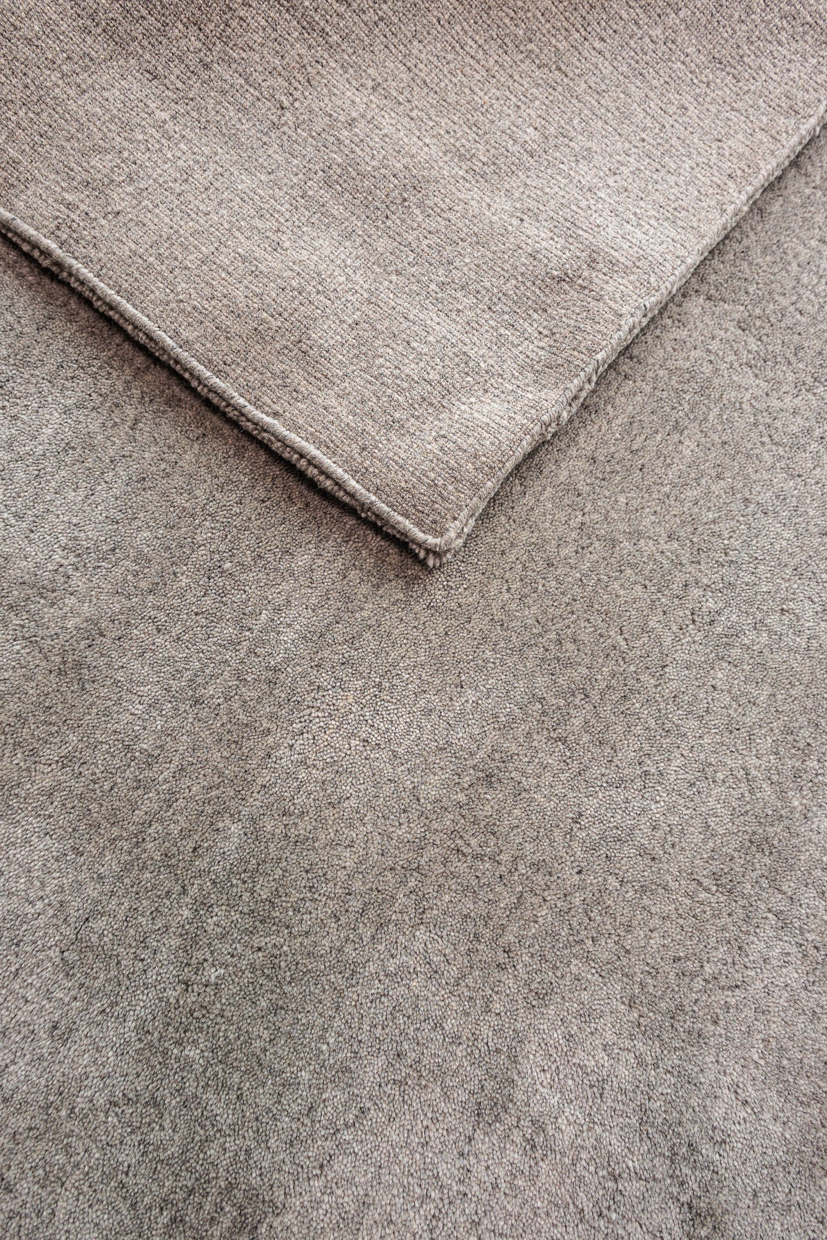 Teppich Perla Grey – 100 % Wolle für das Wohnzimmer