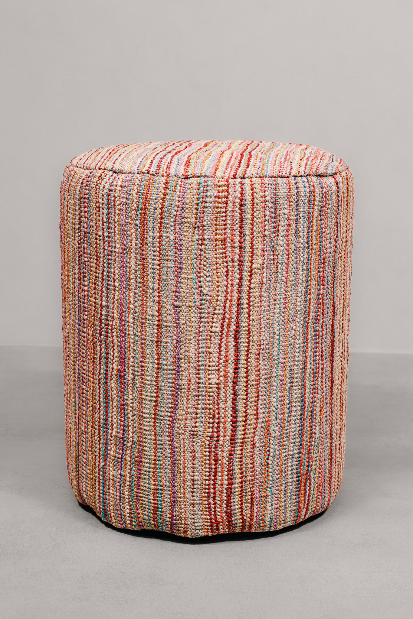 Puf Redondo Yakatoot - Multicolor - 37x42cm