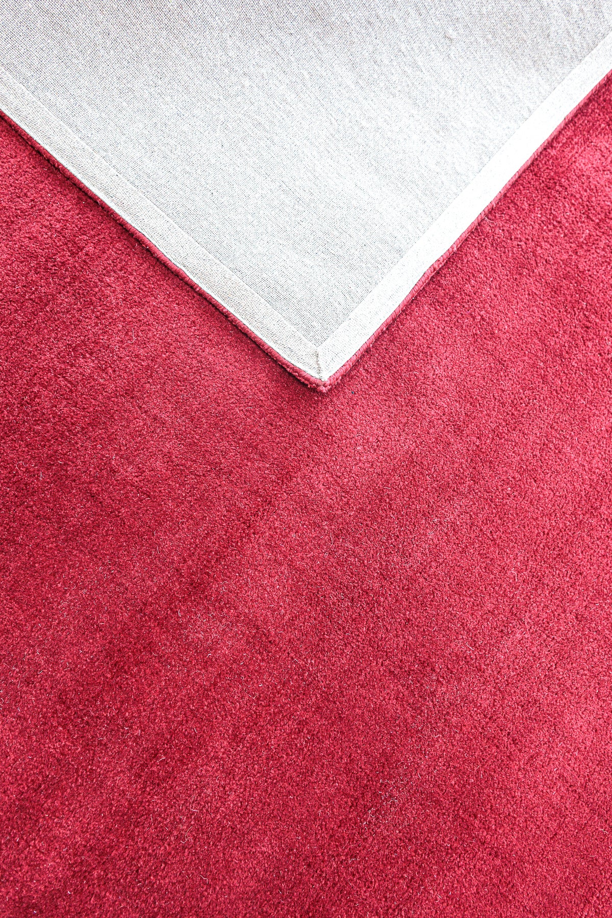 Teppich Togo Red – Weicher Polyester-Teppich für das Wohnzimmer
