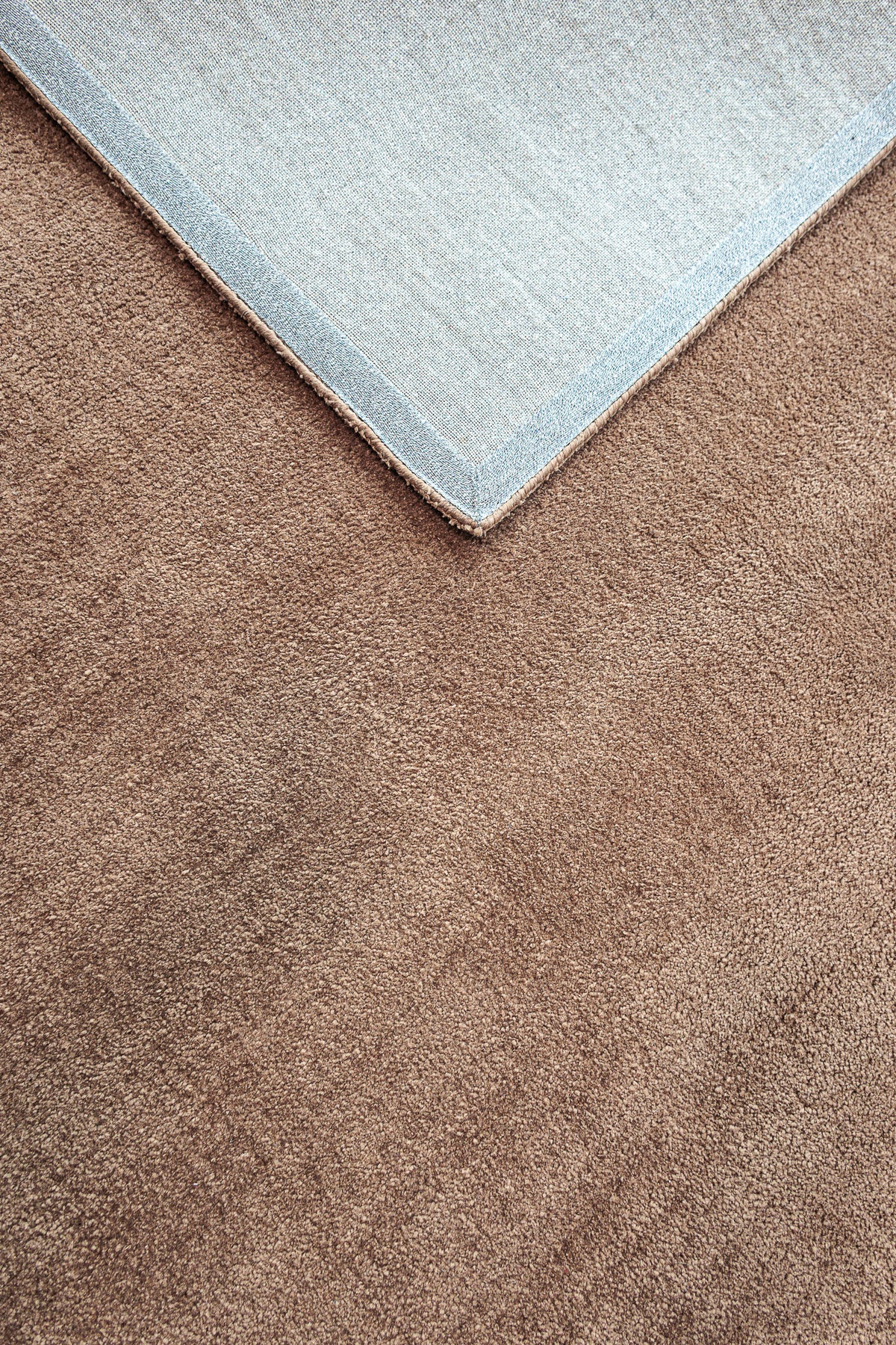 Teppich Togo Camel – Weicher Polyester-Teppich für das Wohnzimmer
