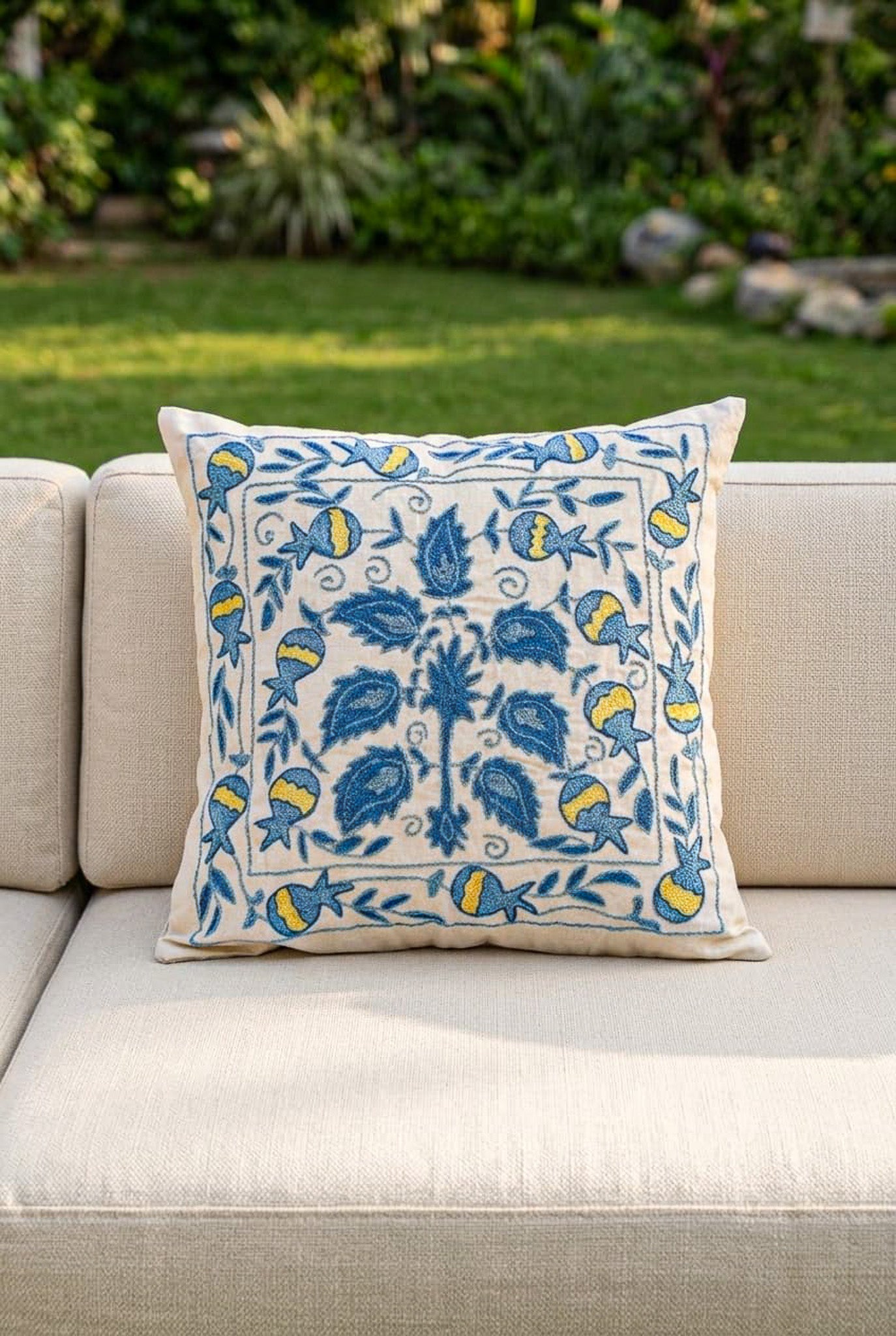 Kilim Suzani Cushion - 100% Wool - 50x50cm