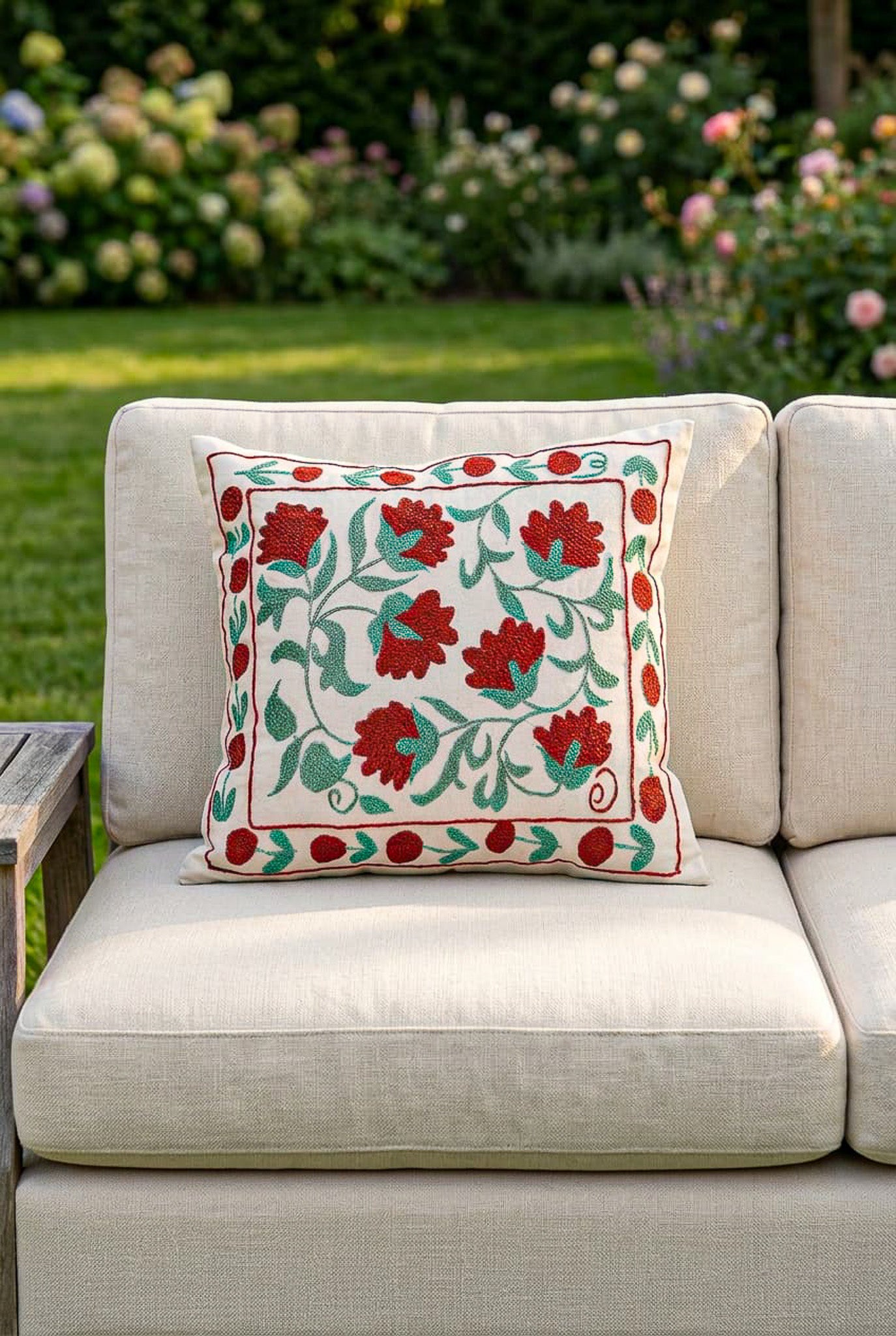 Kilim Suzani Cushion - 100% Wool - 50x50cm