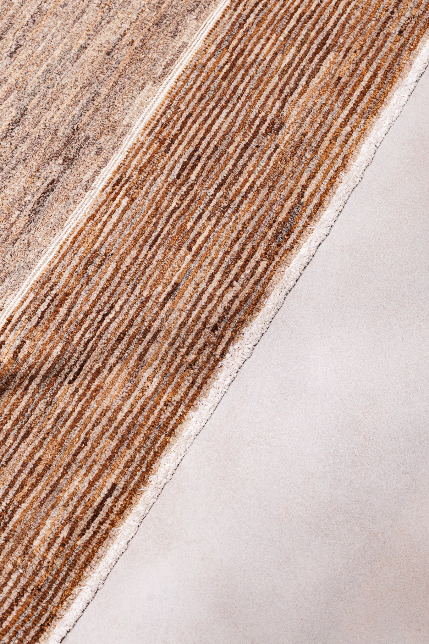 Teppich Modcar Braun - 100% Wolle, 83x287