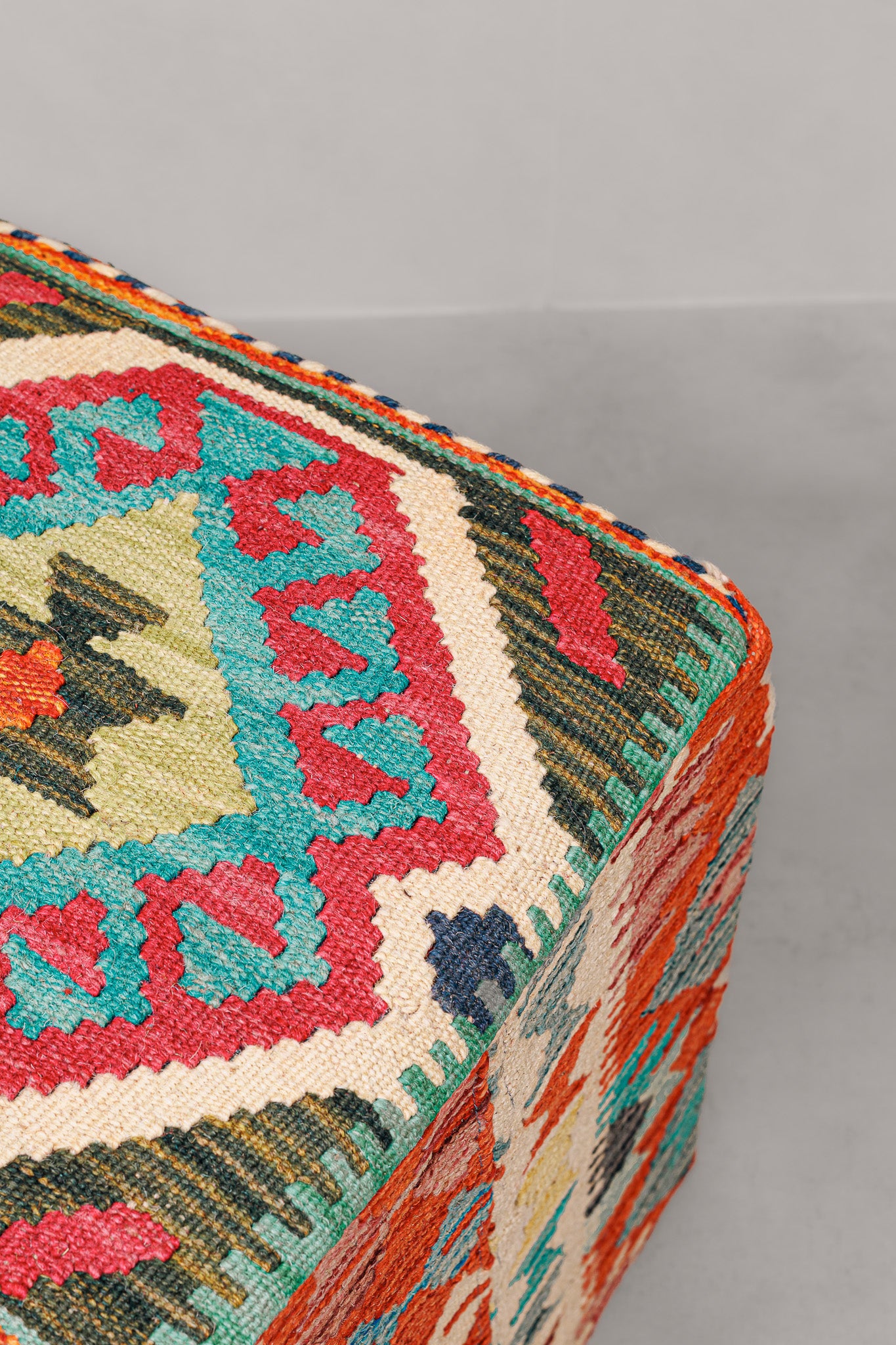 Pouf Square Kilim Mai Mai size 40x50cm