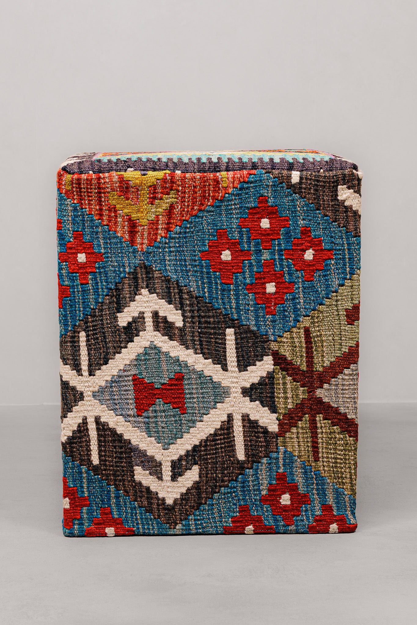 Pouf Square Kilim Mai Mai size 40x50cm