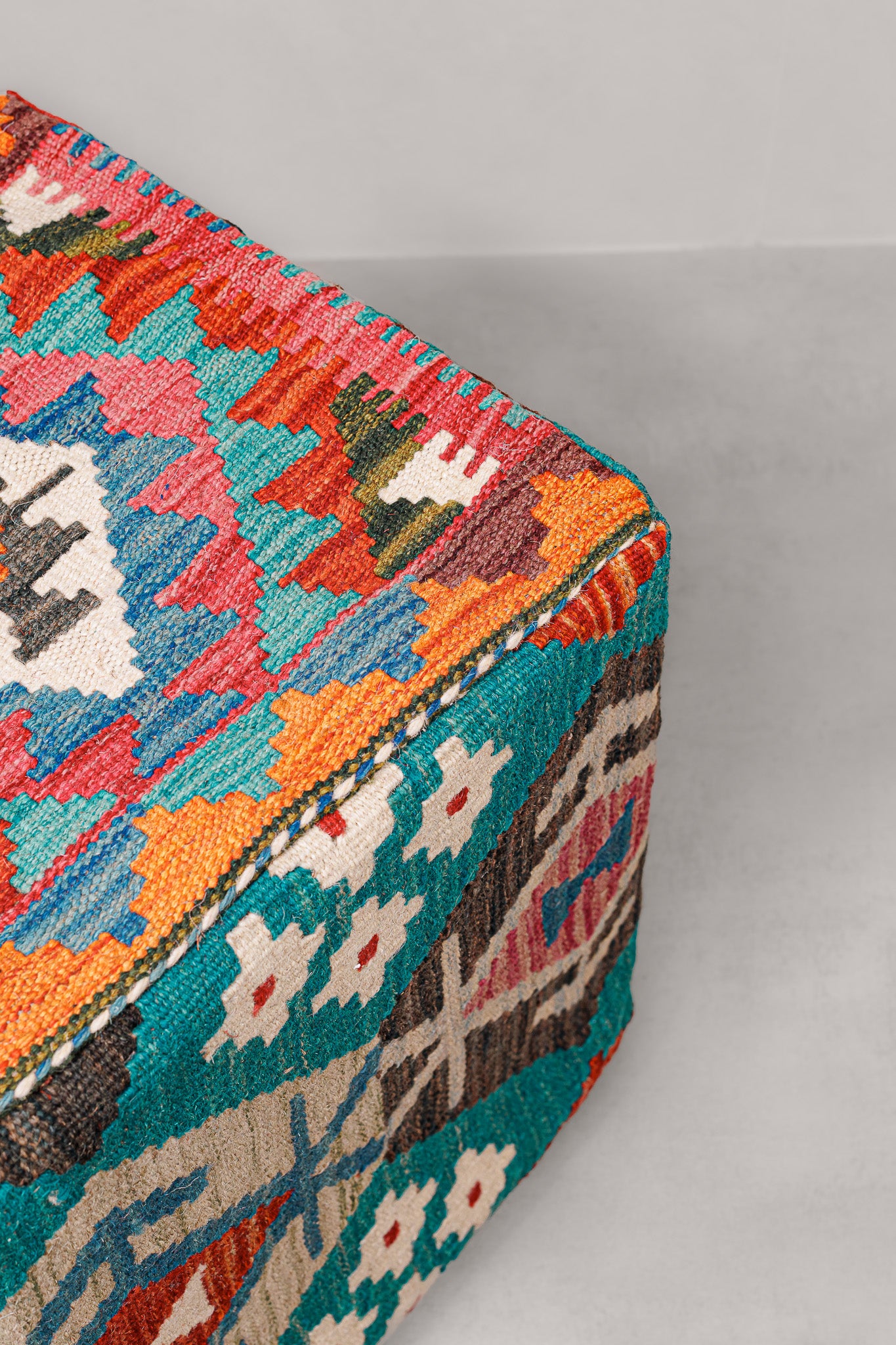 Pouf Square Kilim Mai Mai size 40x50cm