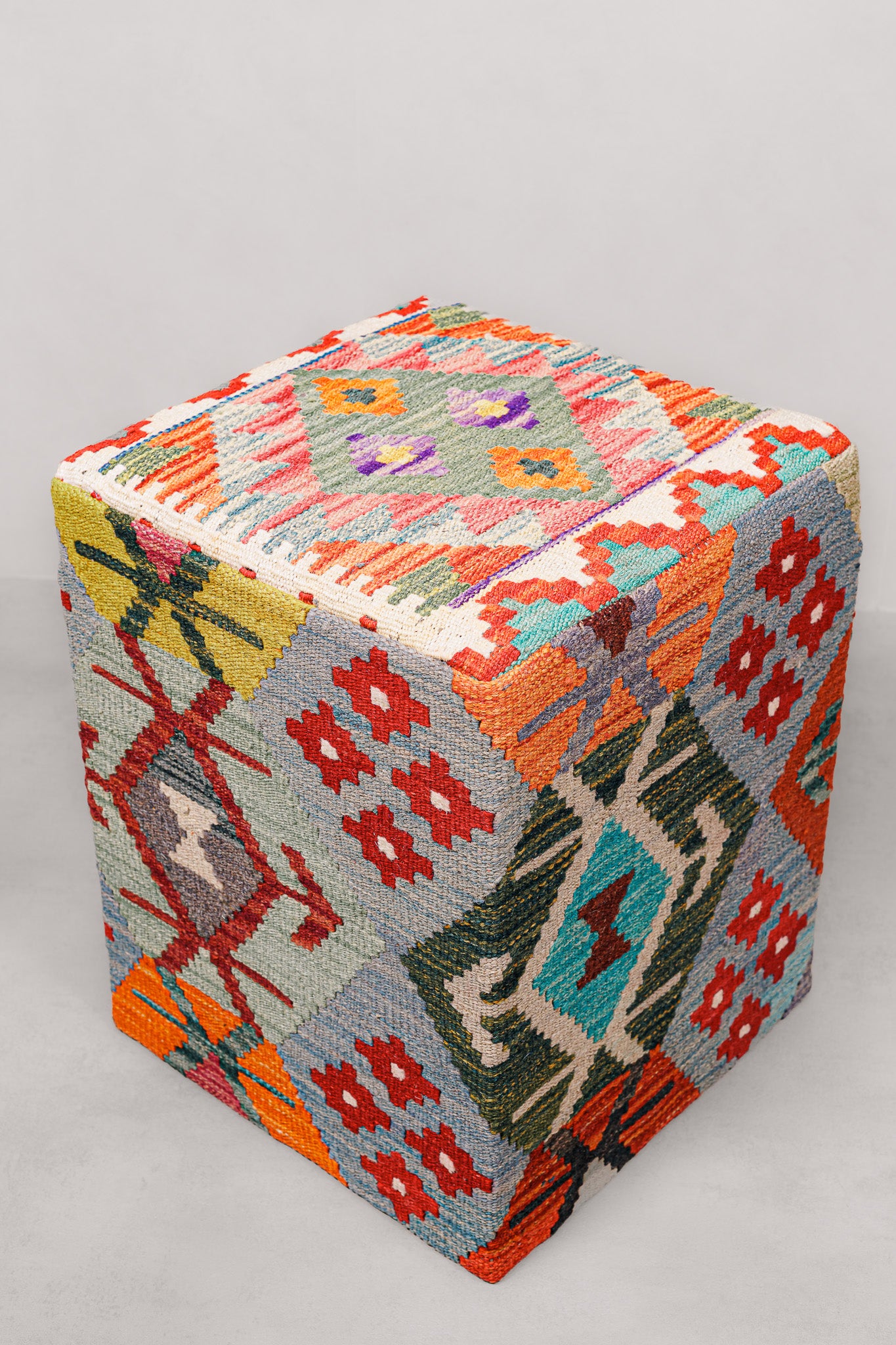 Pouf Square Kilim Mai Mai size 40x50cm