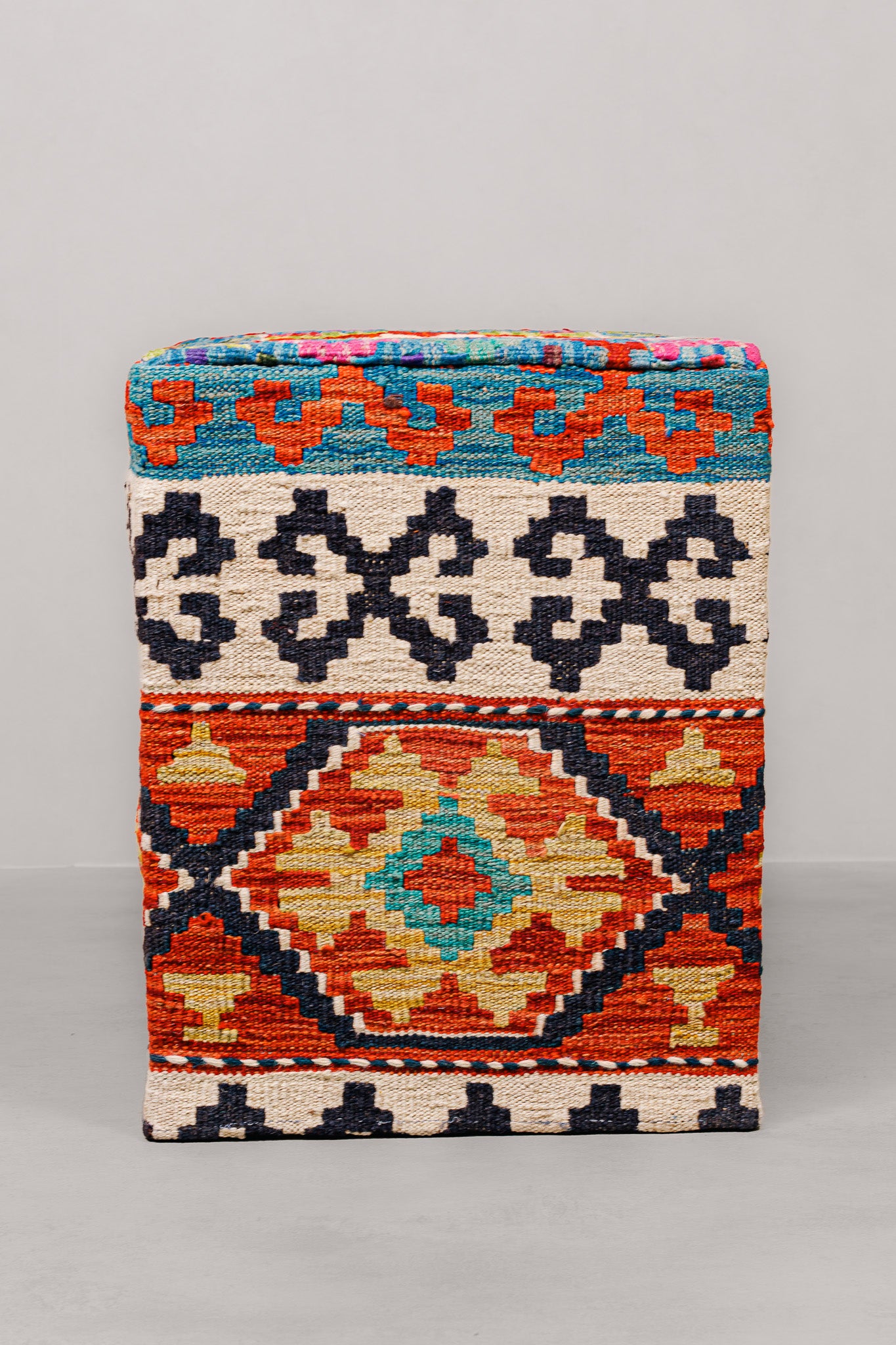 Pouf Square Kilim Mai Mai size 40x50cm