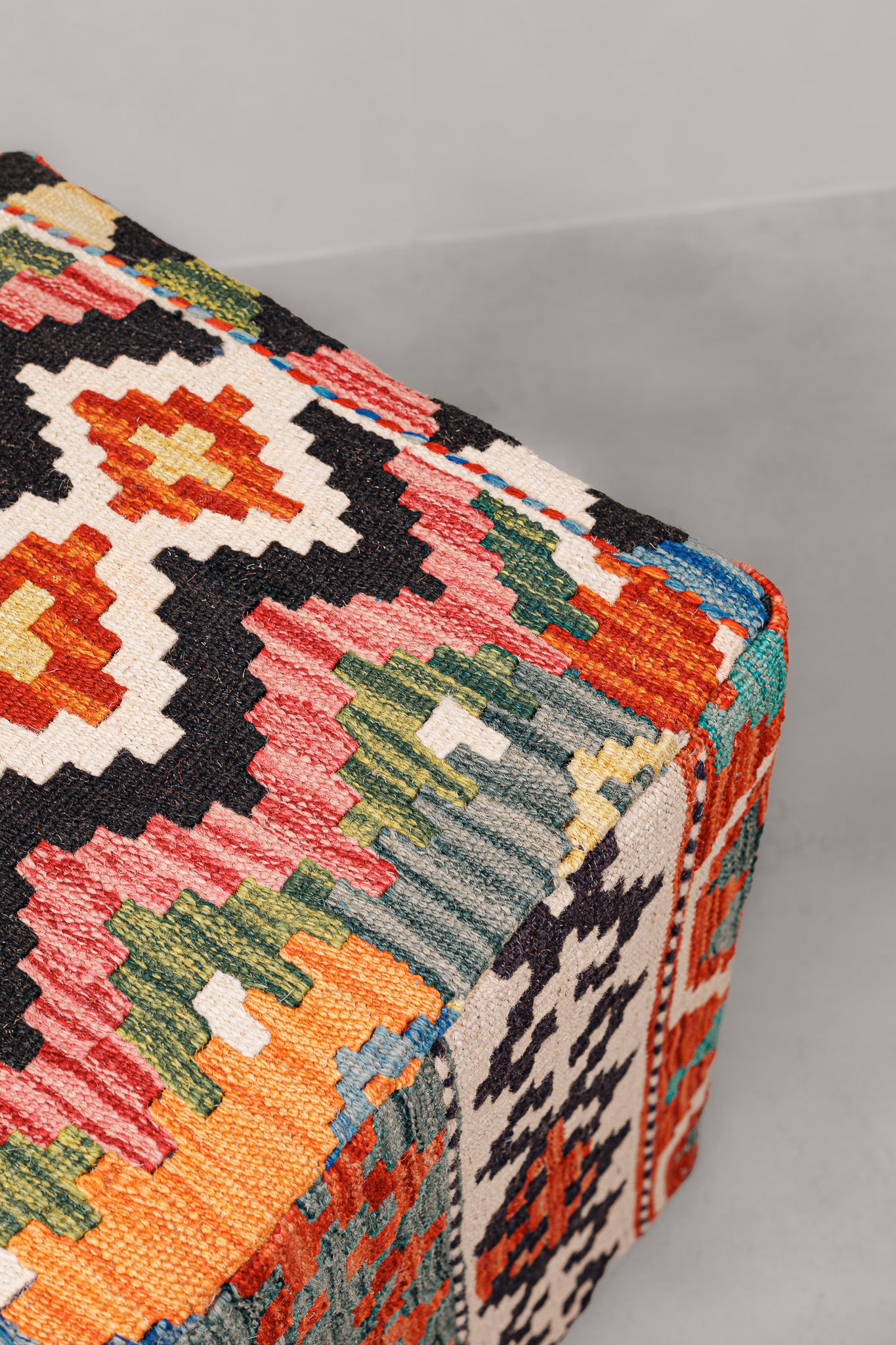 Pouf Square Kilim Mai Mai size 40x50cm