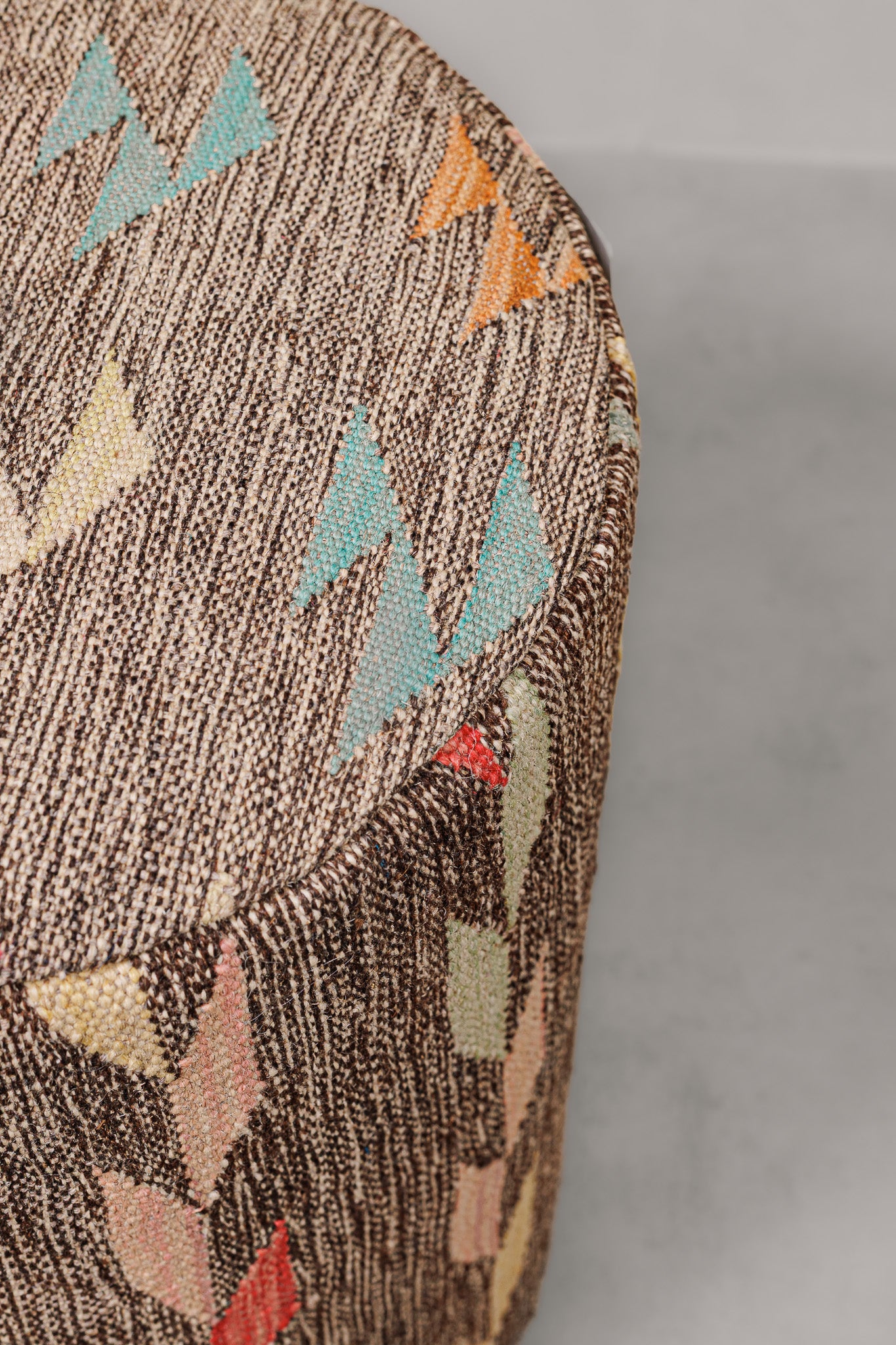 Pouf Round Kilim Mai Mai - size 37x42cm