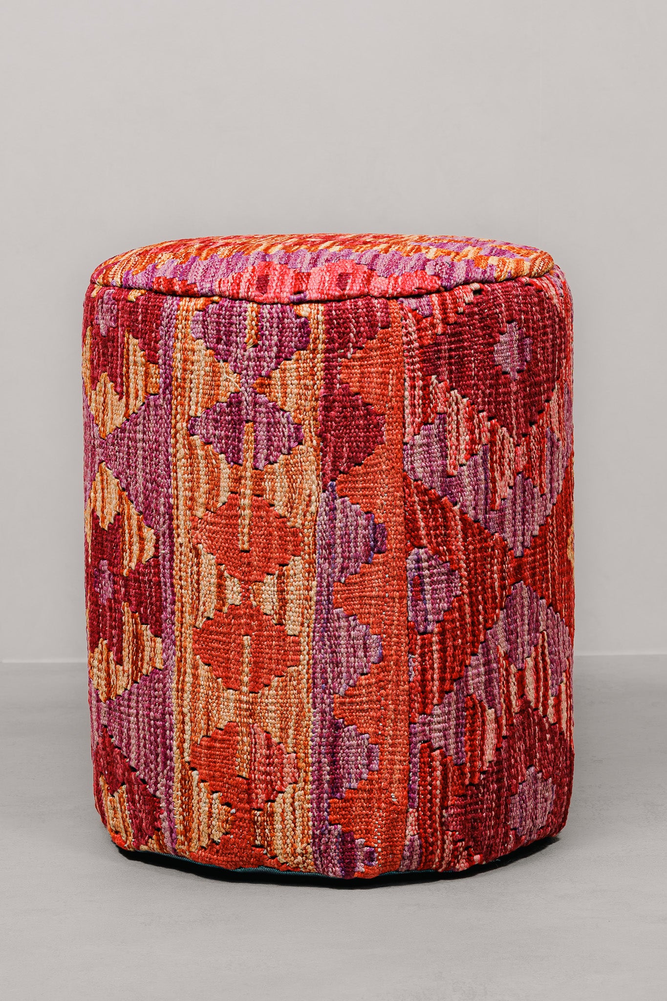 Pouf Round Kilim Mai Mai - size 37x42cm