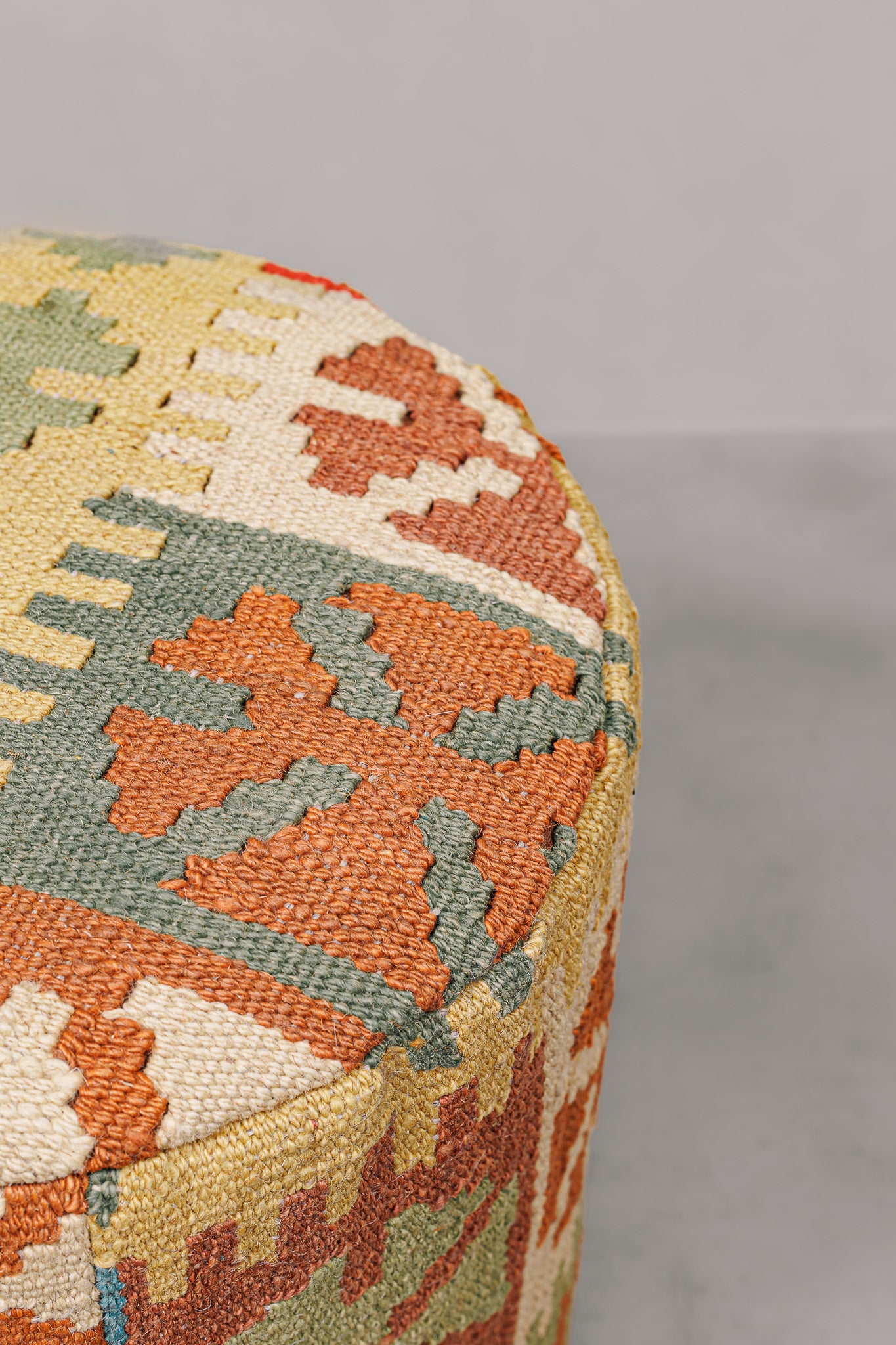 Pouf Round Kilim Mai Mai - size 37x42cm