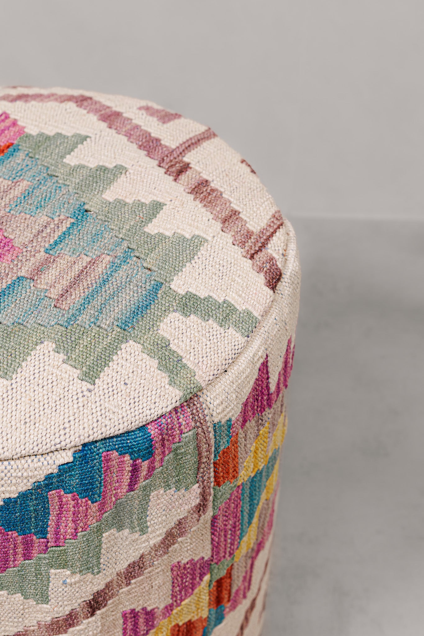 Pouf Round Kilim Mai Mai - size 37x42cm