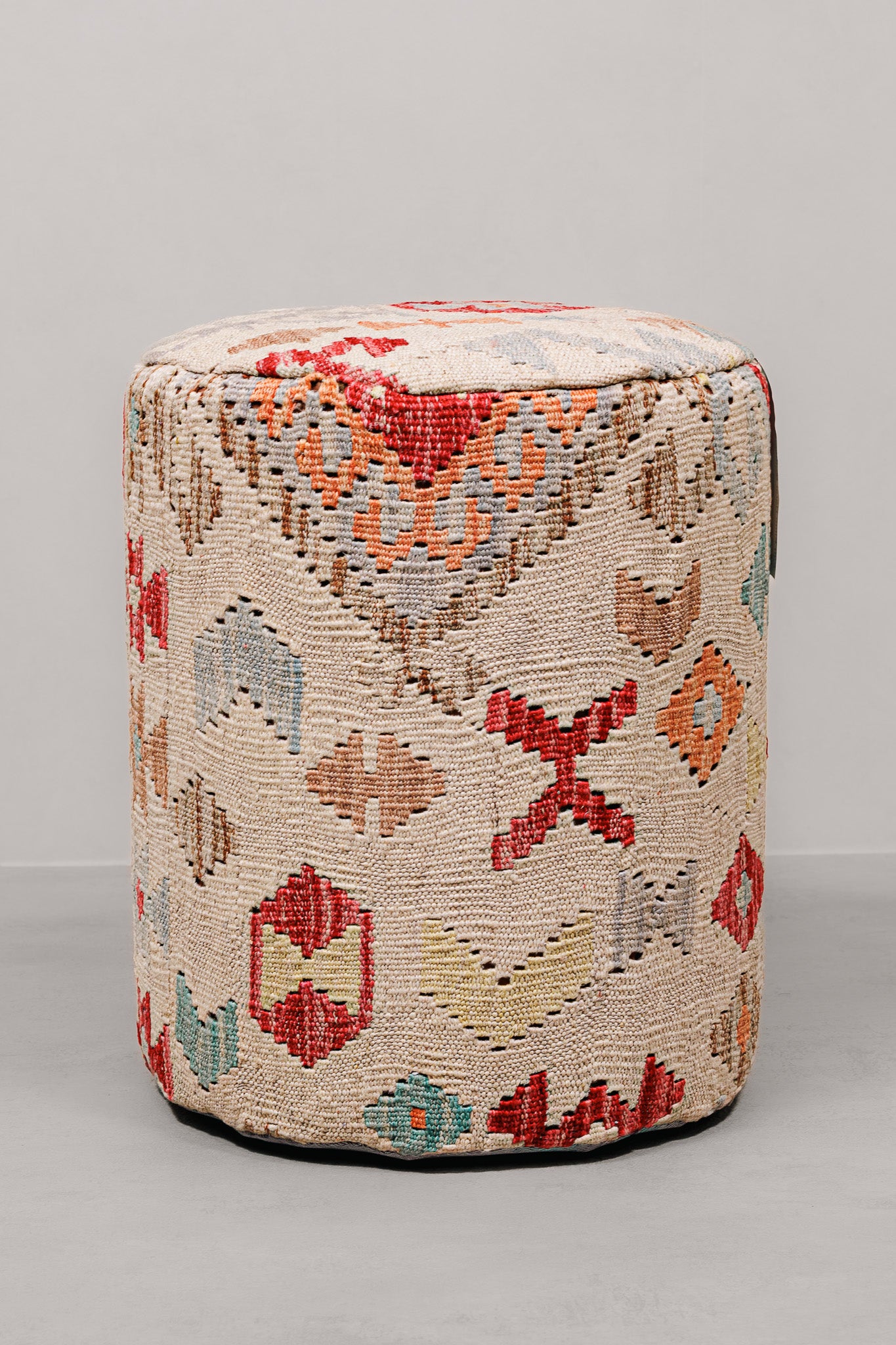 Pouf Round Kilim Mai Mai - size 37x42cm