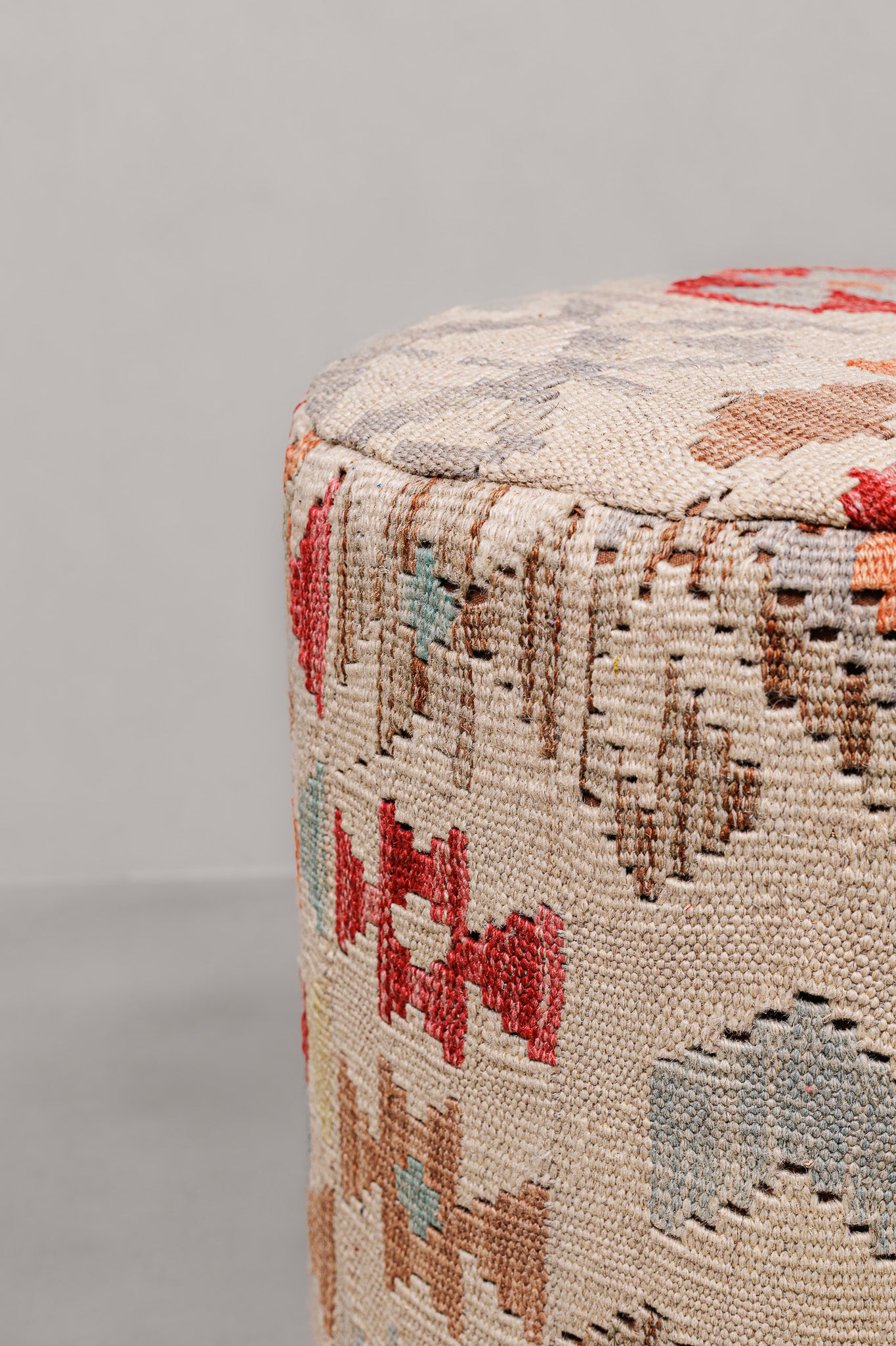 Pouf Round Kilim Mai Mai - size 37x42cm