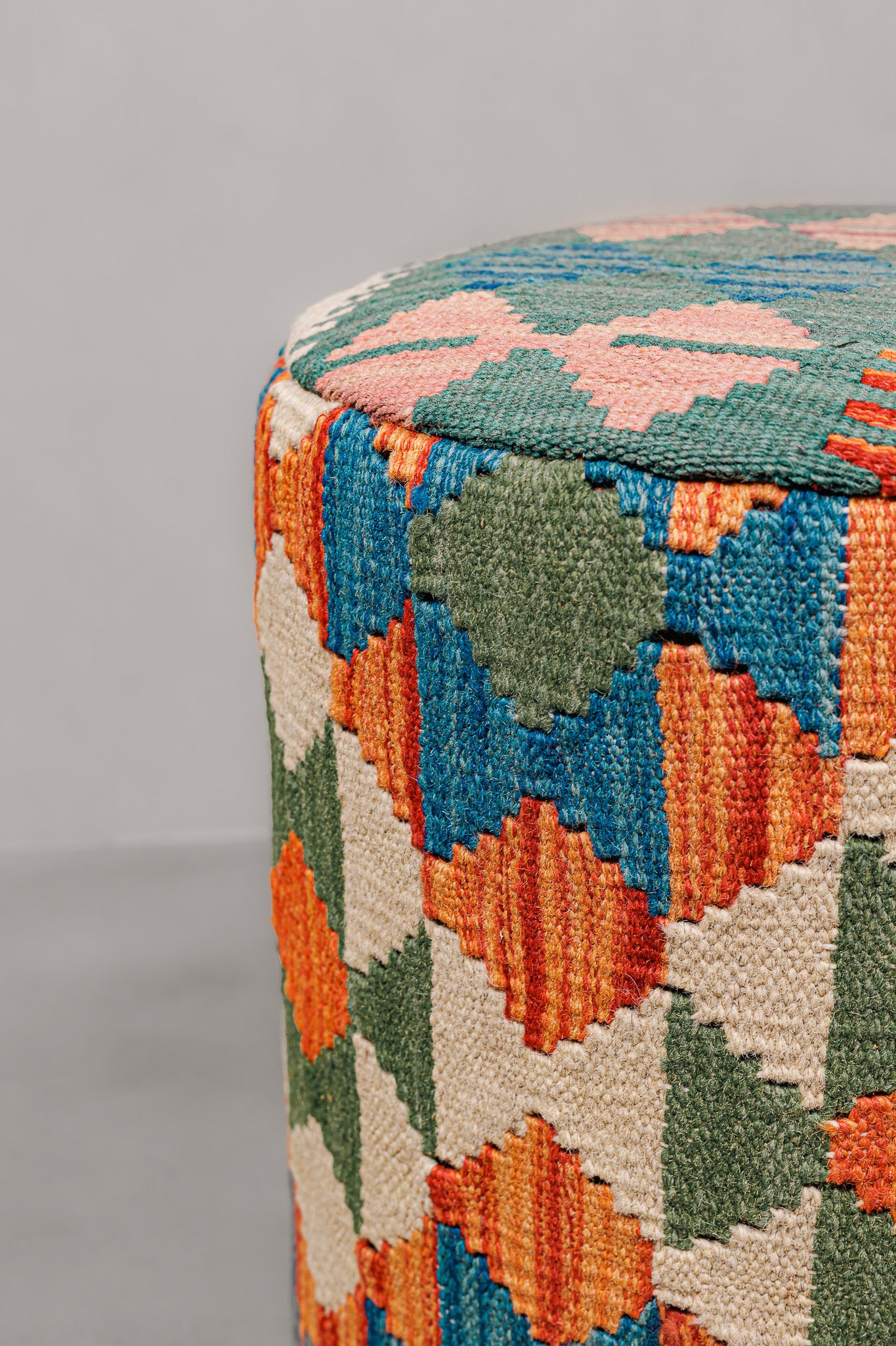 Pouf Round Kilim Mai Mai - size 37x42cm