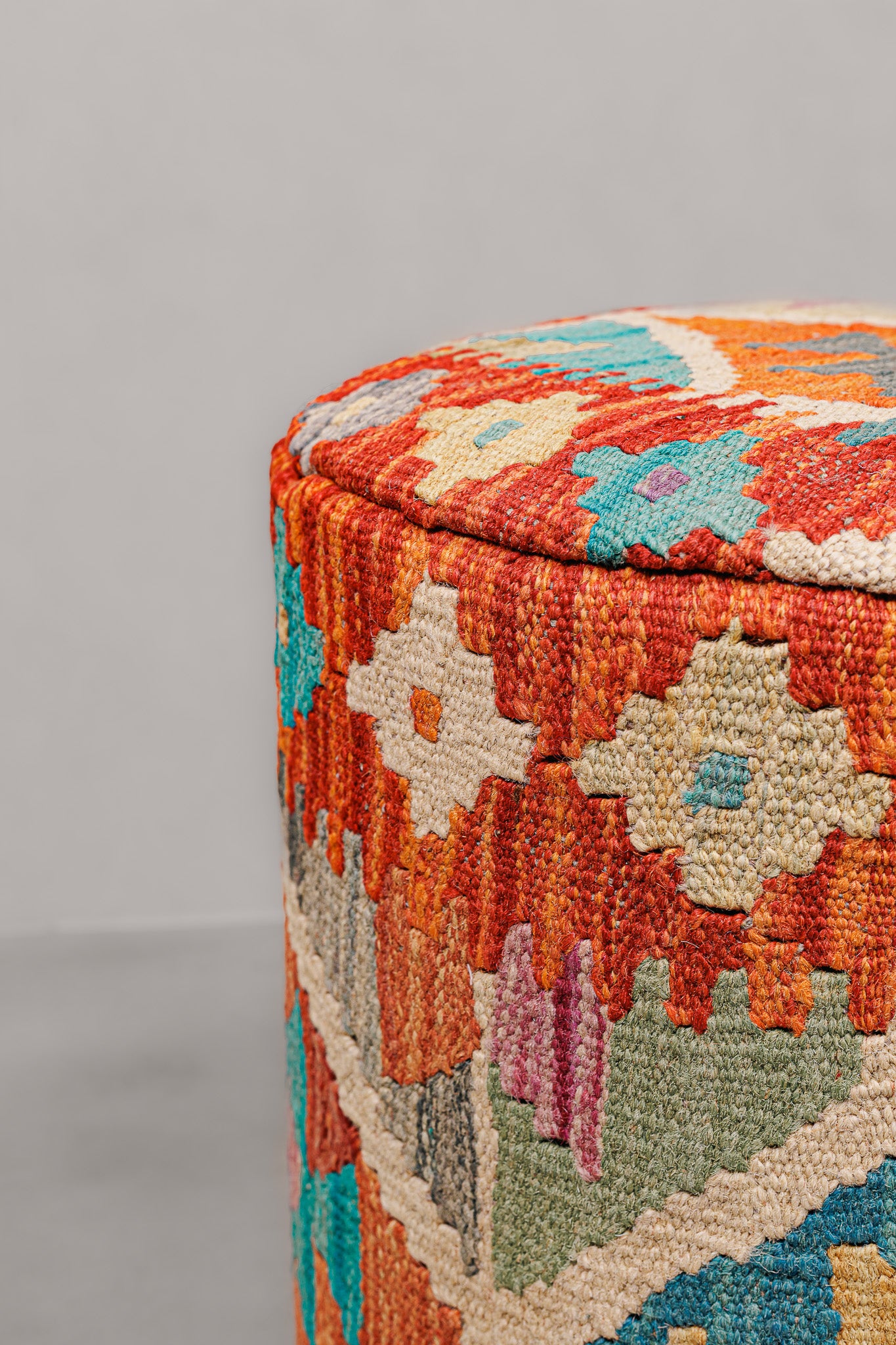 Pouf Round Kilim Mai Mai - size 37x42cm