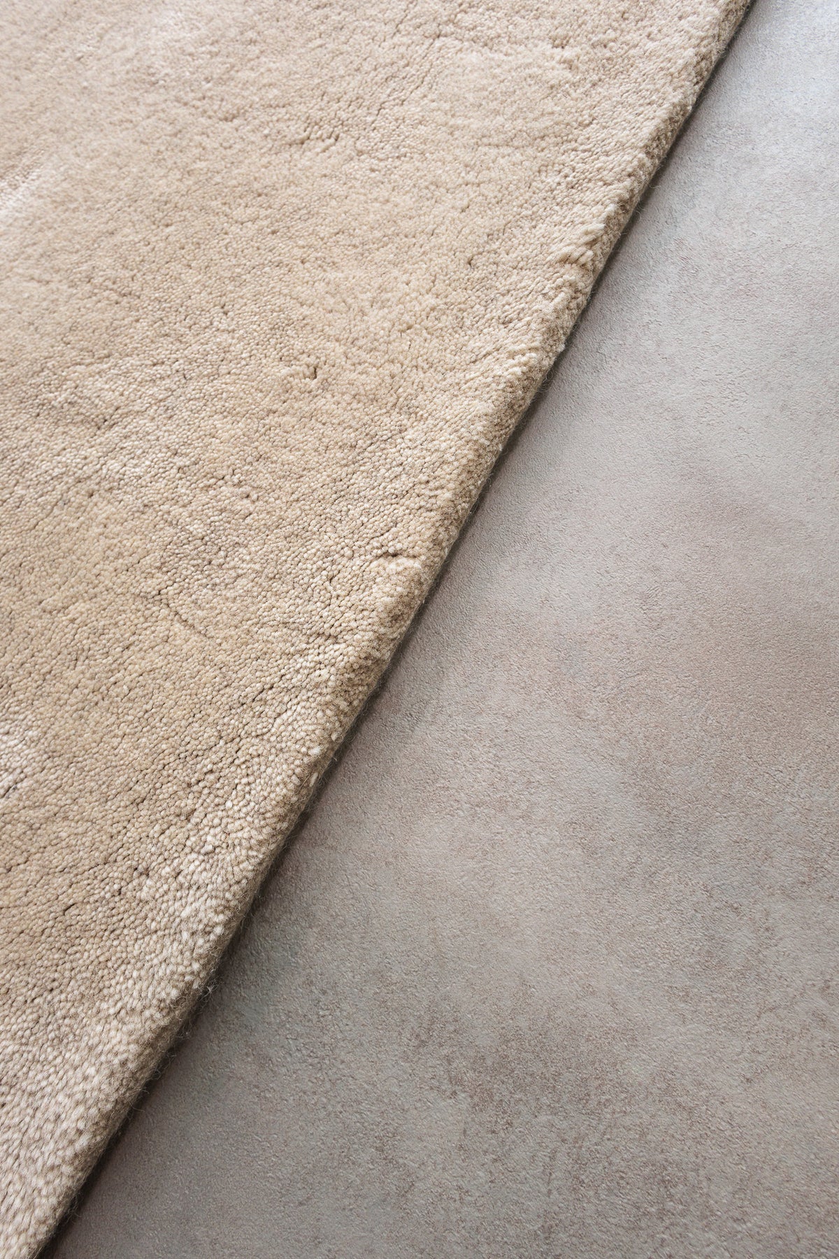 Teppich Perla Beige – 100 % Wolle für das Wohnzimmer