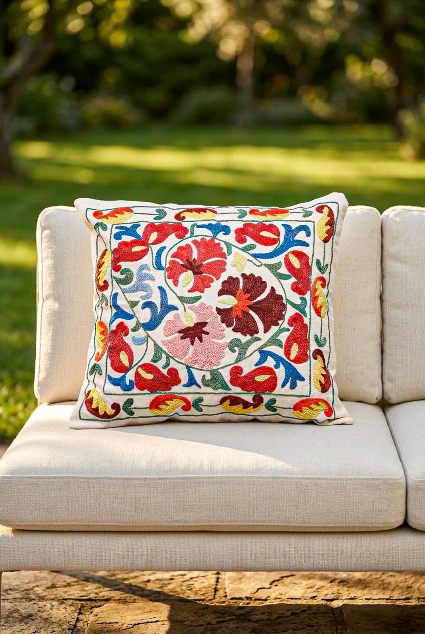 Kilim Suzani Cushion - 100% Wool - 50x50cm