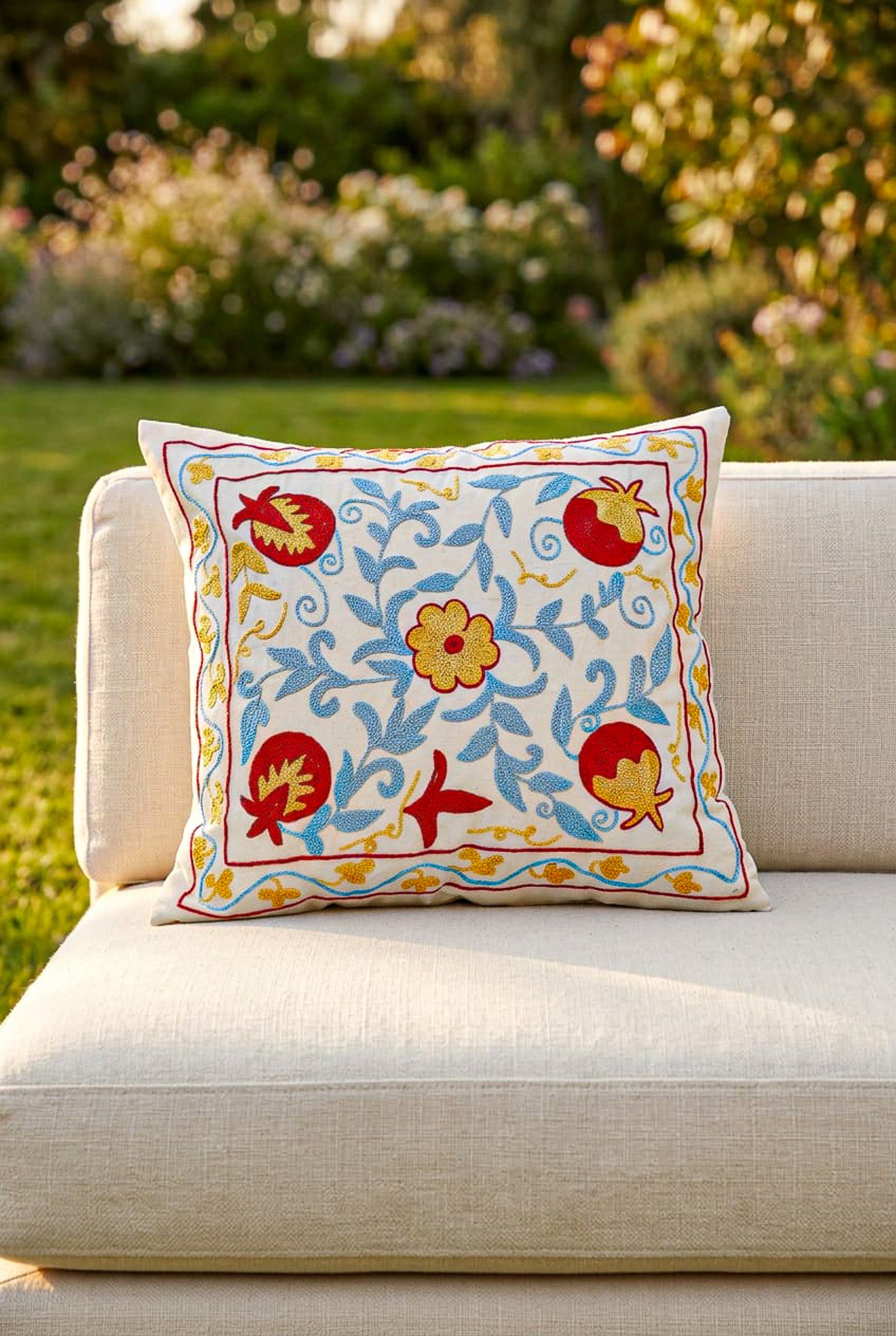 Kilim Suzani Cushion - 100% Wool - 50x50cm