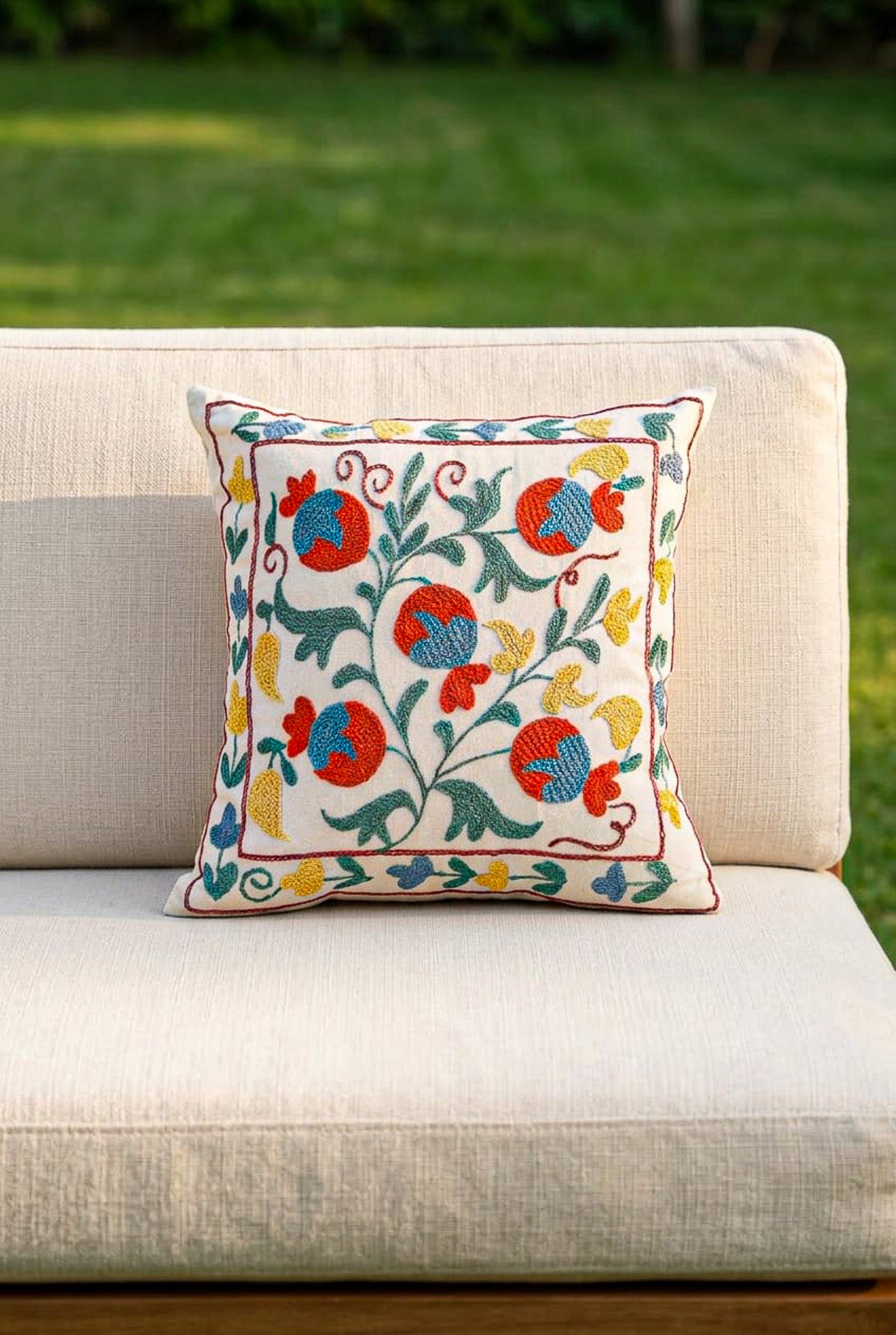 Kilim Suzani Cushion - 100% Wool - 50x50cm