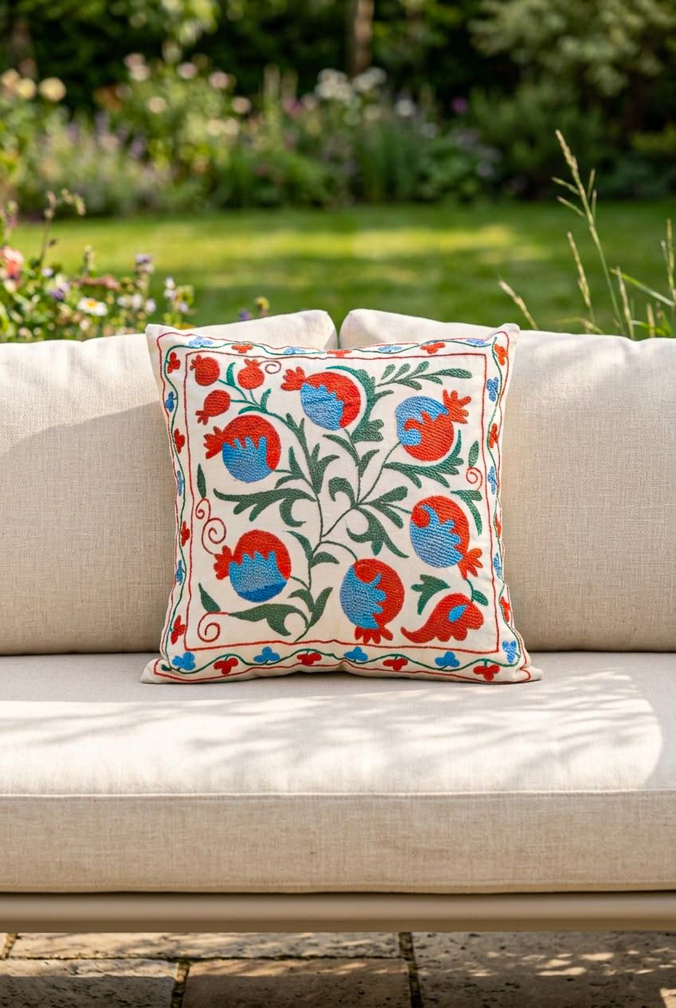 Kilim Suzani Cushion - 100% Wool - 50x50cm