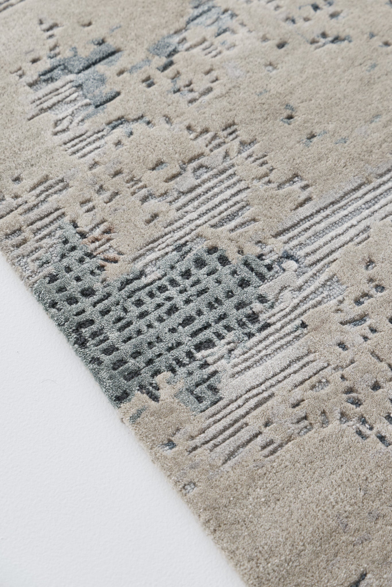 Laguna Rug - Bluish Gray, Large, for the Living Room