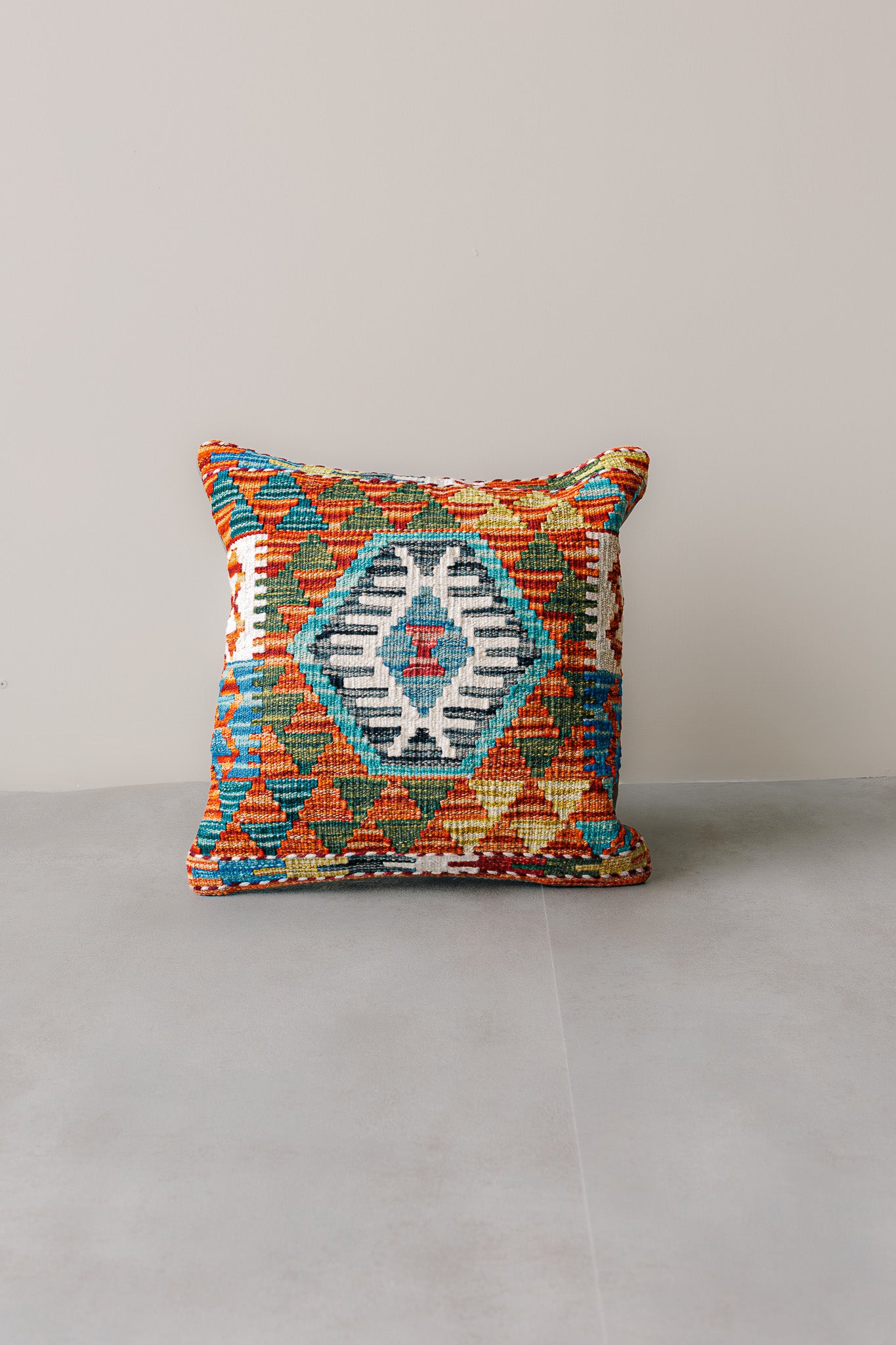 Cojín Kilim Mai Mai - Lana Multicolor 45x45cm