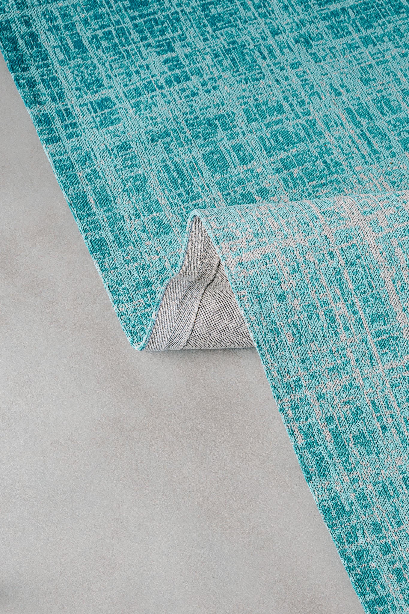 Stiletto Teal Rug - Made of Synthetic Fiber