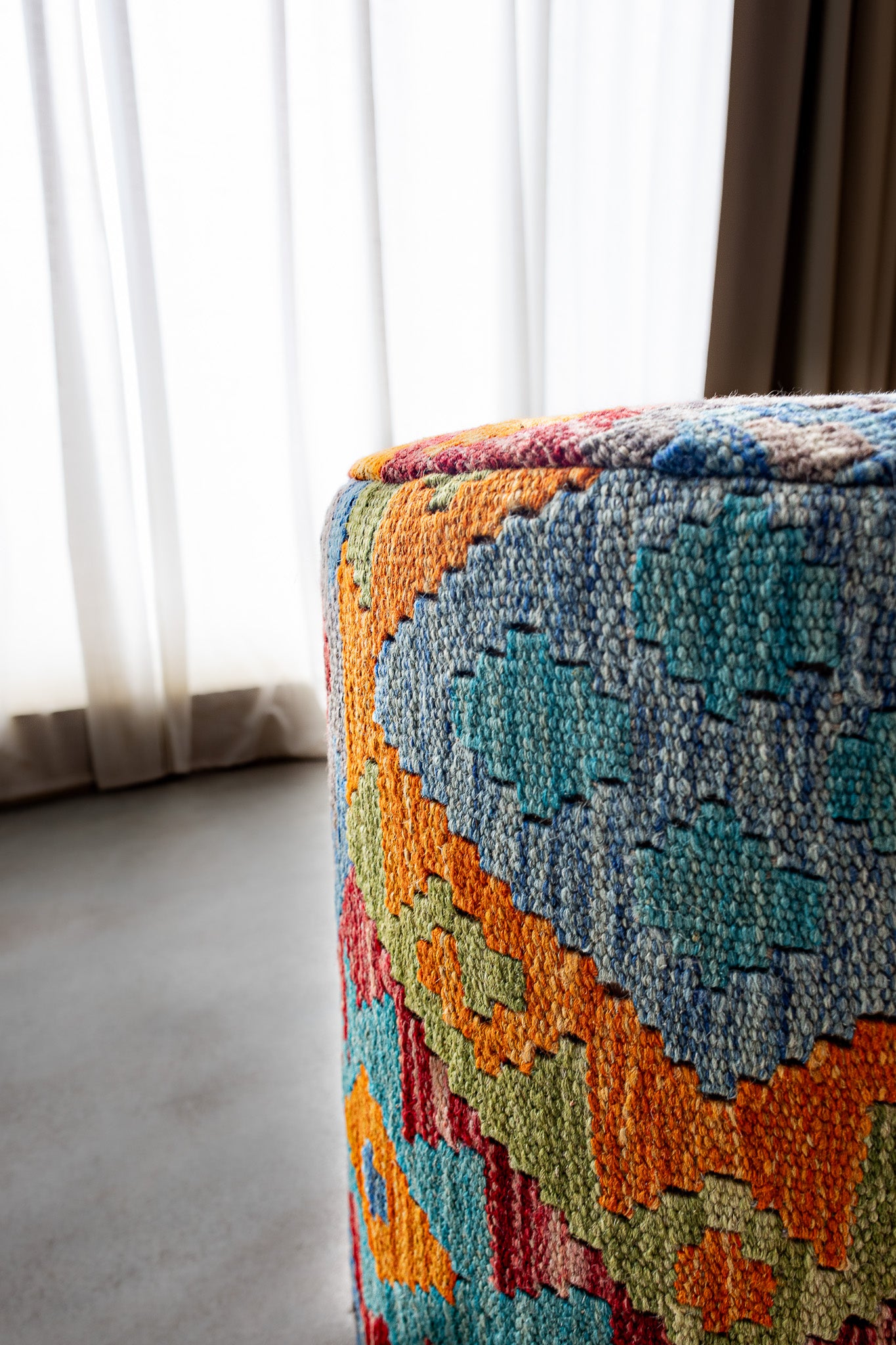 Puf Redondo Kilim Mai Mai - 37x42cm